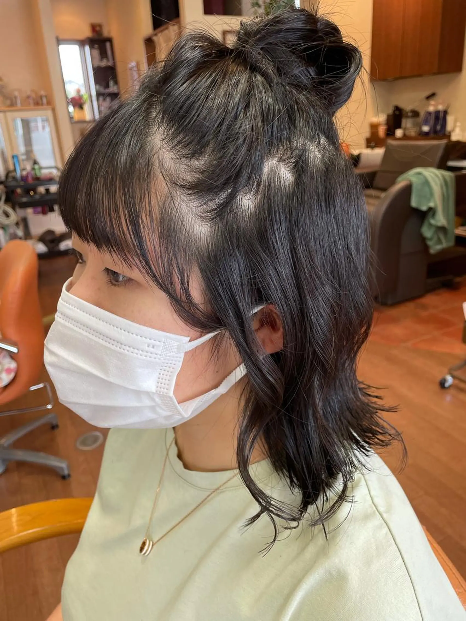 ミディアム ヘアアレンジ Vyuha ビューハのヘアスタイル