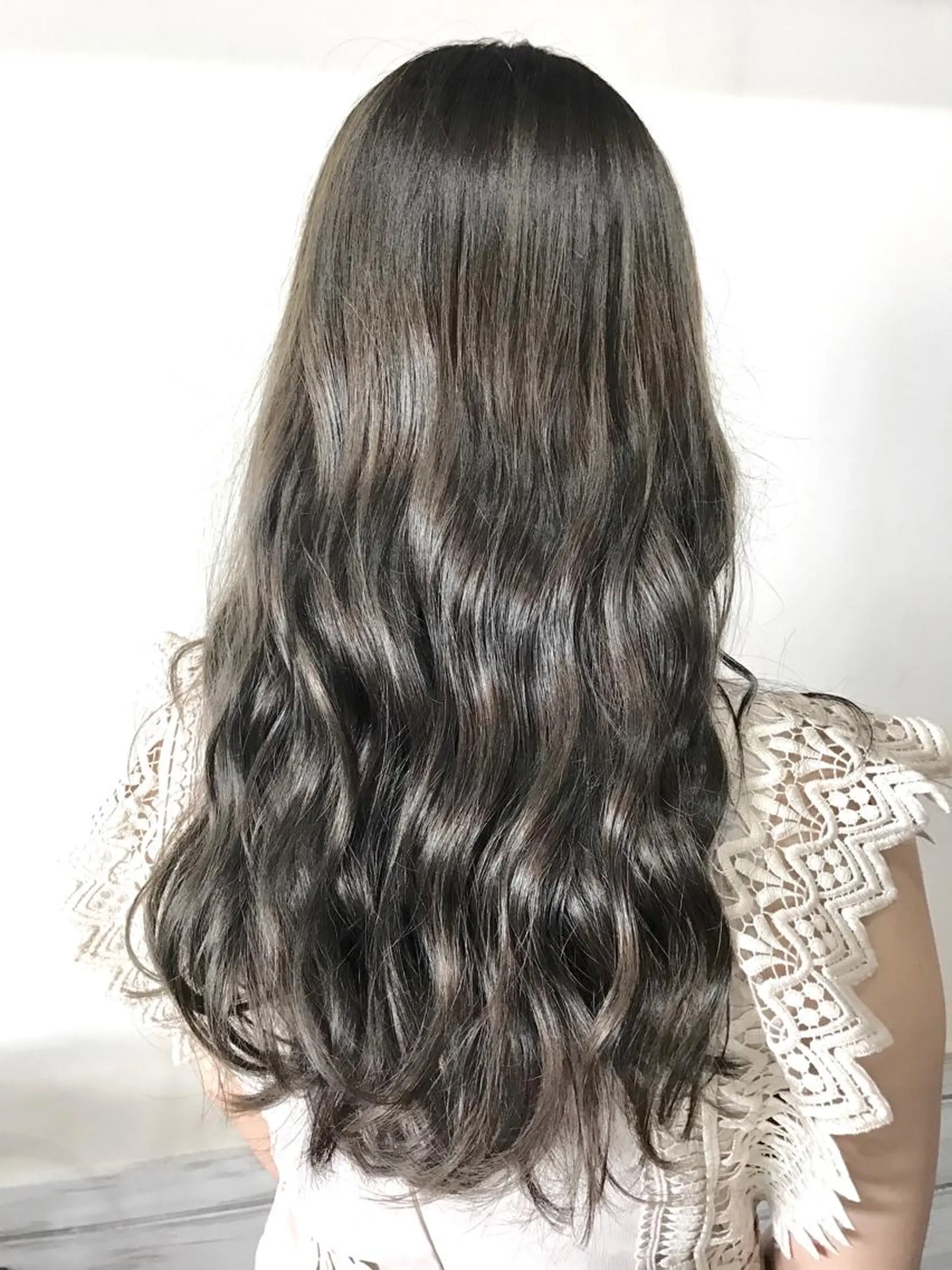 ロング アッシュ 女性専用サロン 【中崎町】ゆきみのヘアスタイル