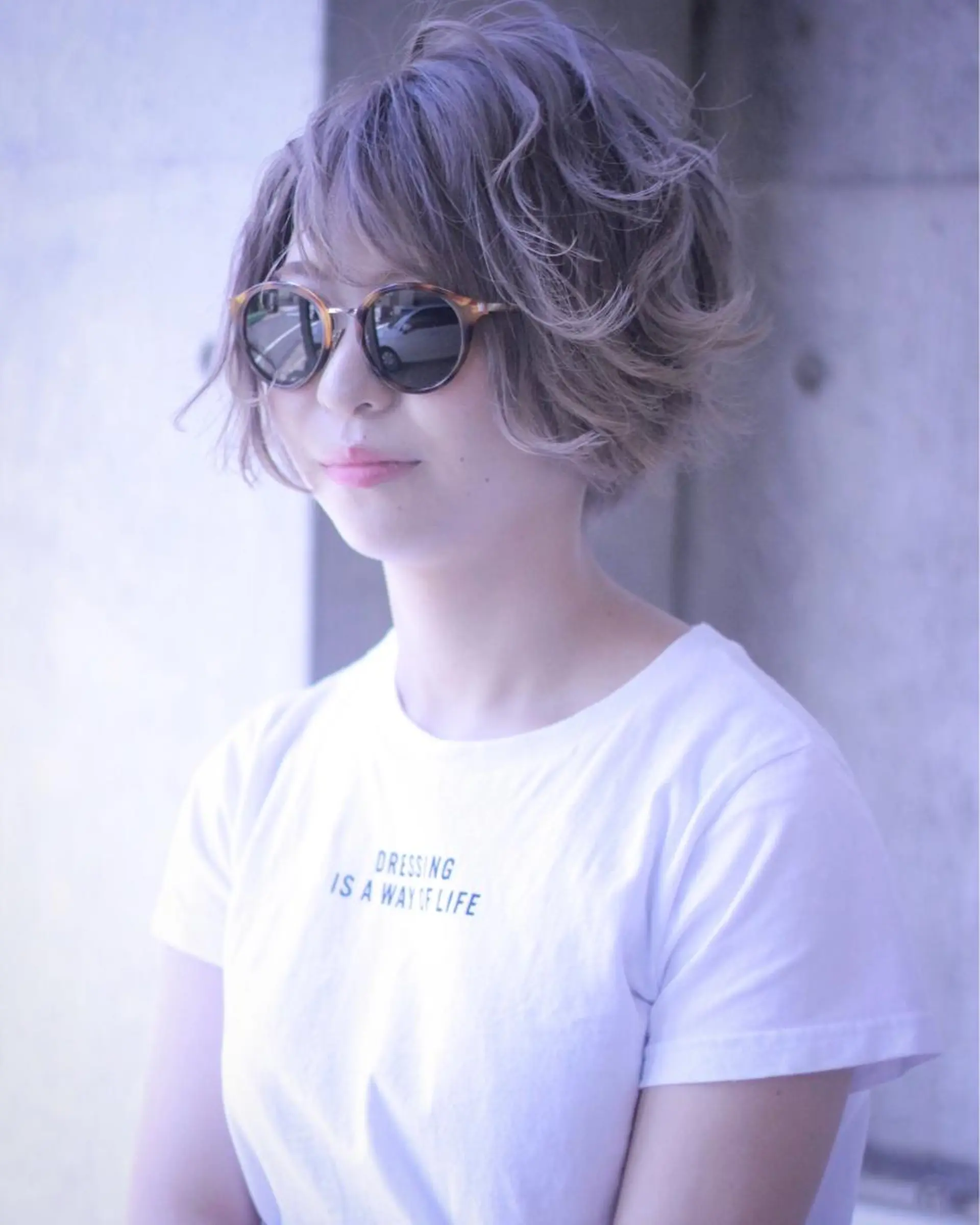 ミディアム カラー グレージュ ボブ 及川 光のヘアスタイル