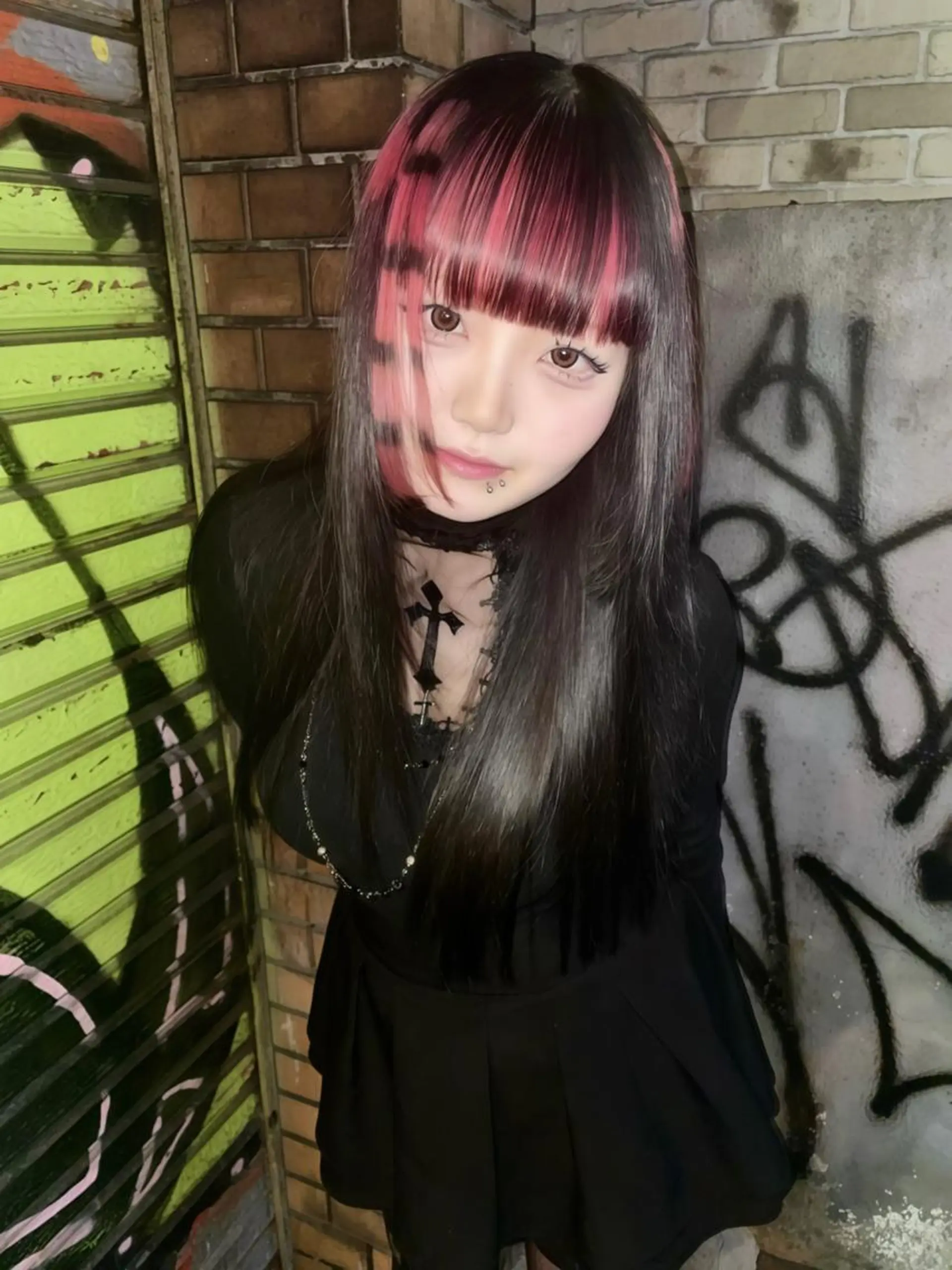 ロング 髪質改善 ロング ハイトーン カラーのヘアスタイル