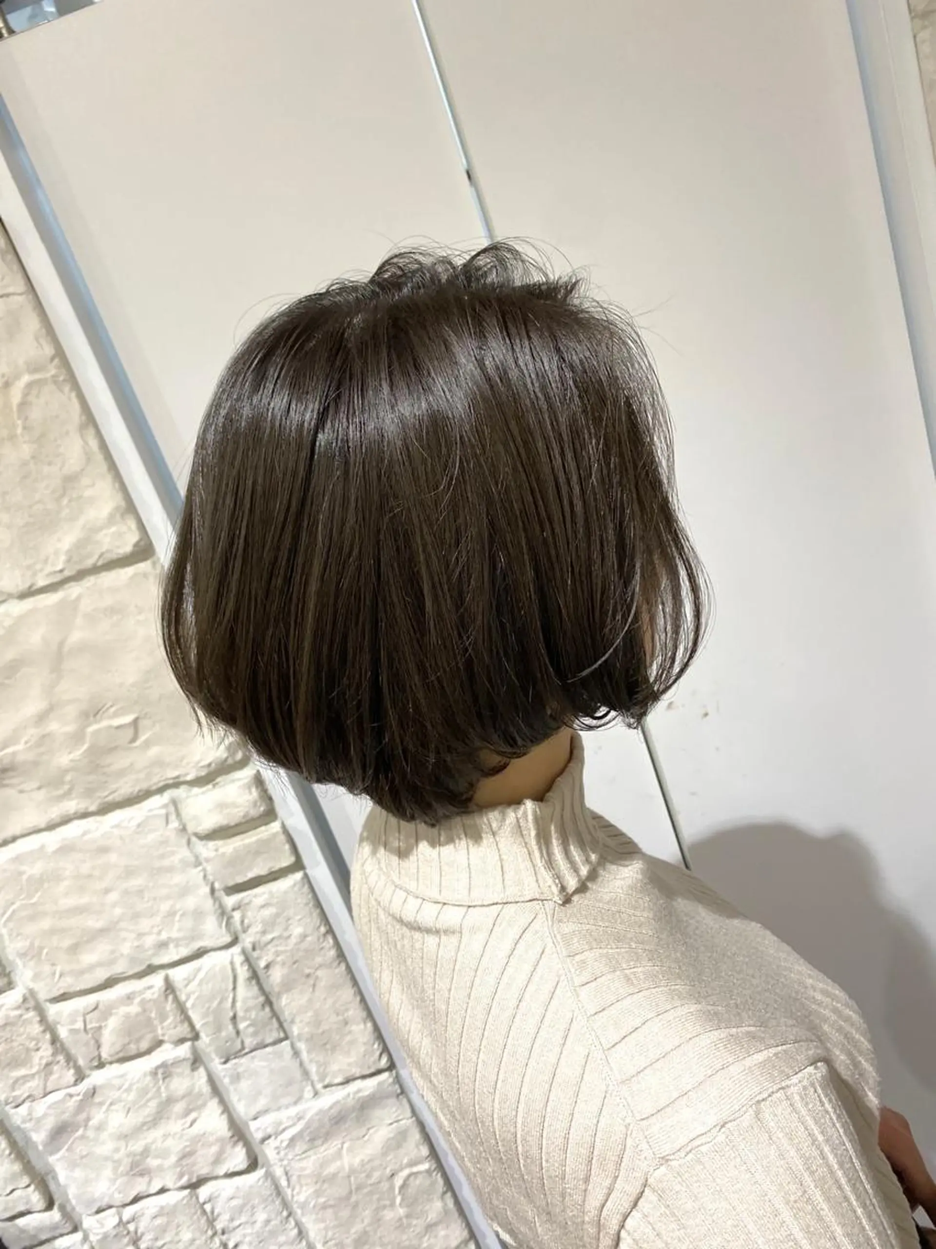 ショート カラー グレージュ カーキグレージュ 川合 勇気のヘアスタイル