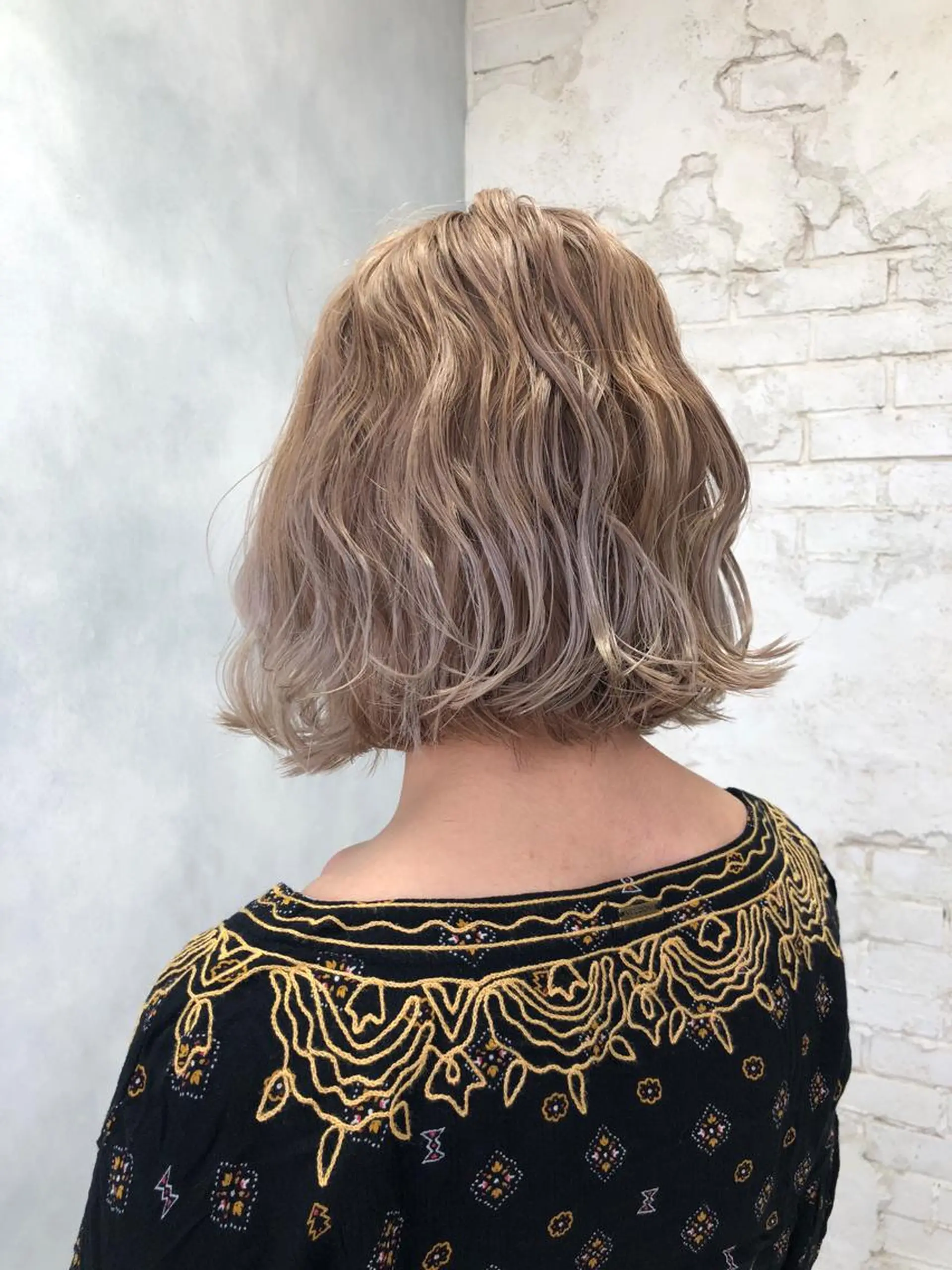 ミディアム カラー バレイヤージュ ブリーチ ケアブリーチ ダブルカラー ハイライトカラー welring hair salonのヘアスタイル