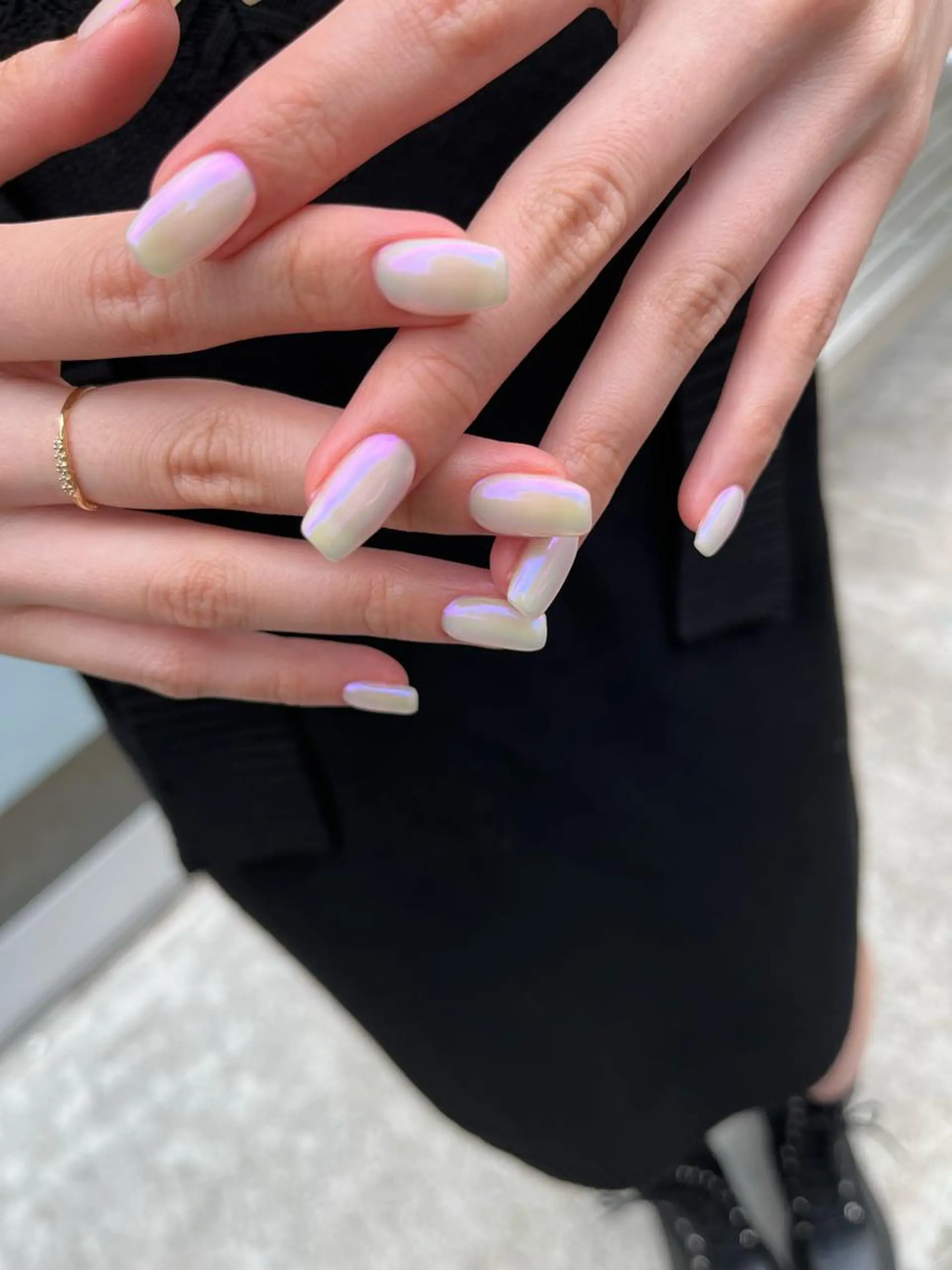 ネイル オーロラネイル フレンチネイル キラキラネイル マグネットネイル ミラーネイル 🌼大西洋子 laughl🌼のネイルデザイン