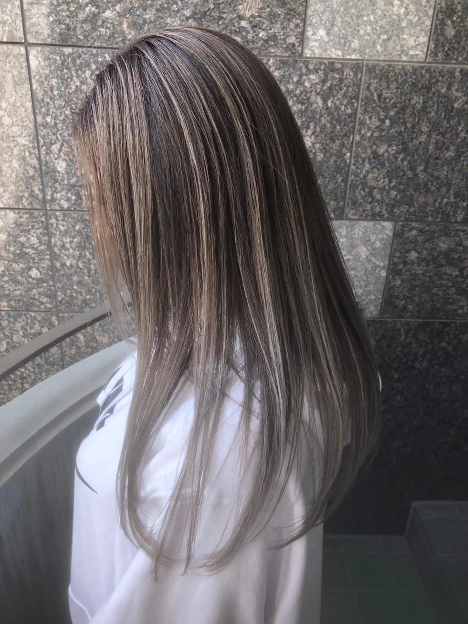 ロング カラーアンドケアリタ kitamuuuのヘアスタイル