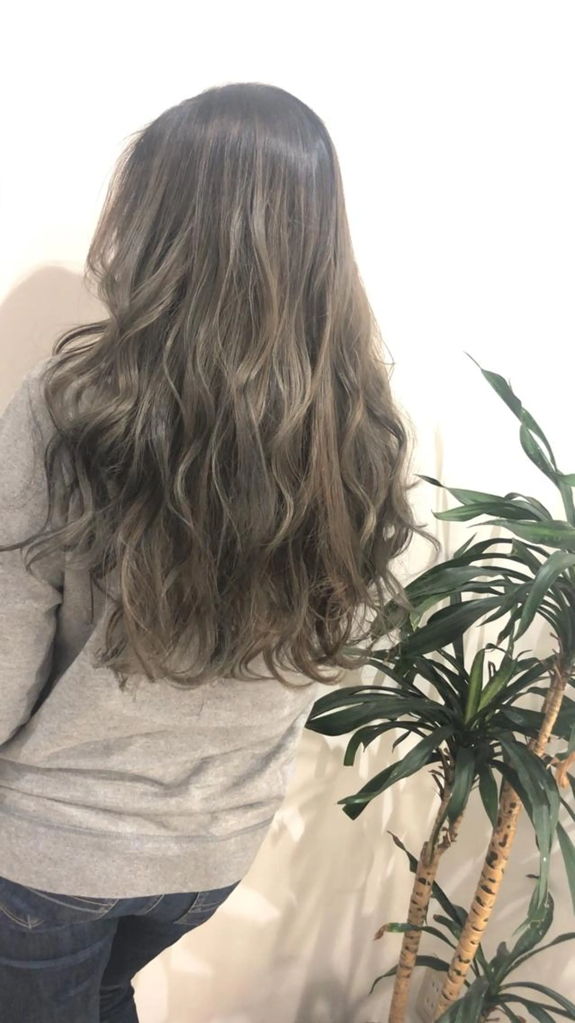 ロング カラー sail所属・sail hairのヘアスタイル