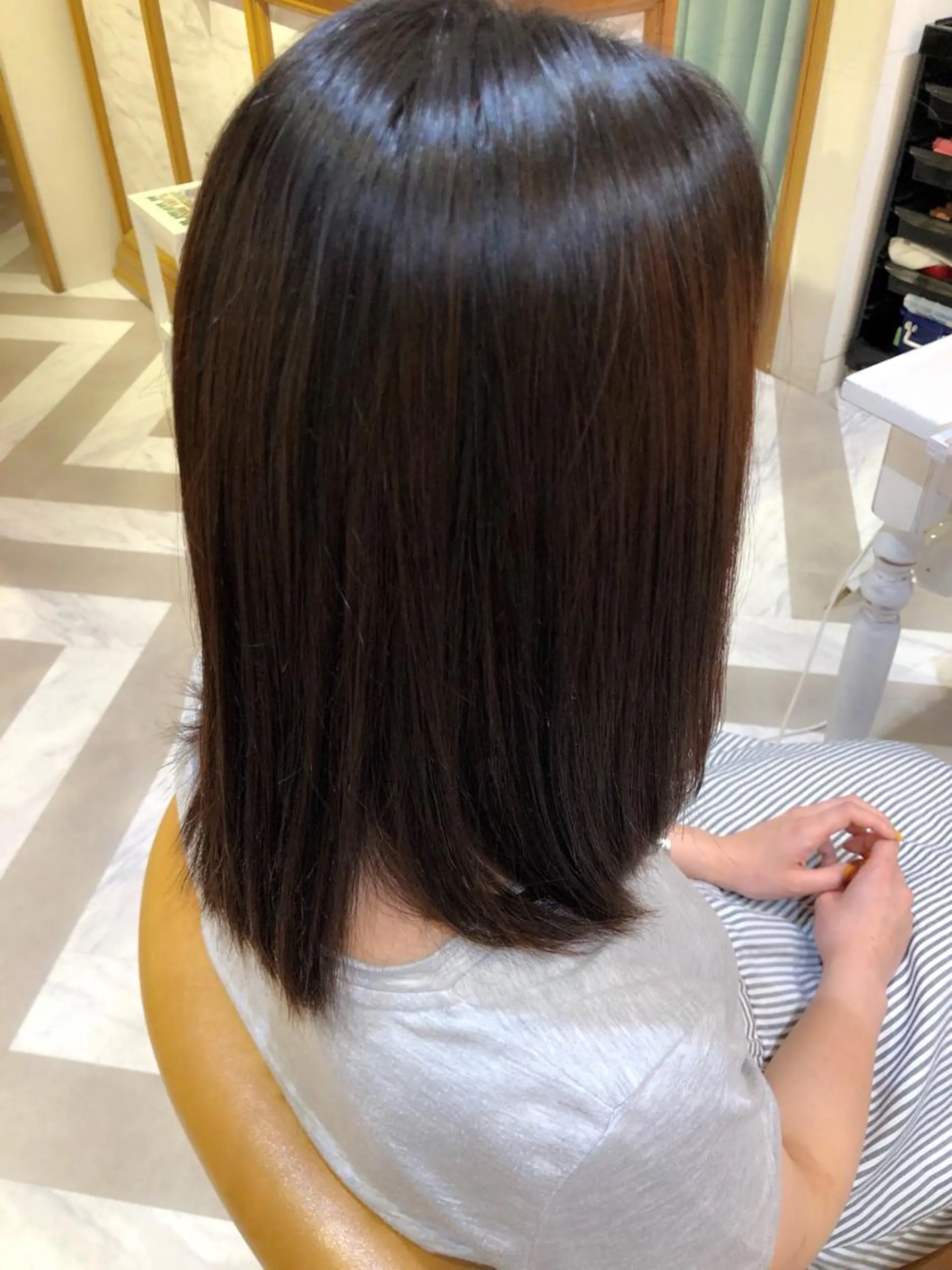 ミディアム パーマ レイヤーと顔まわり 大好き❣️関口拓馬のヘアスタイル