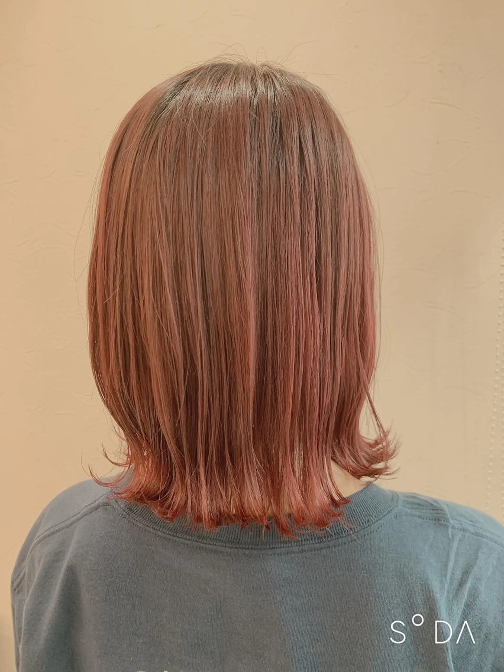 ミディアム 店長ハイトーンカラー 柞山史奈のヘアスタイル