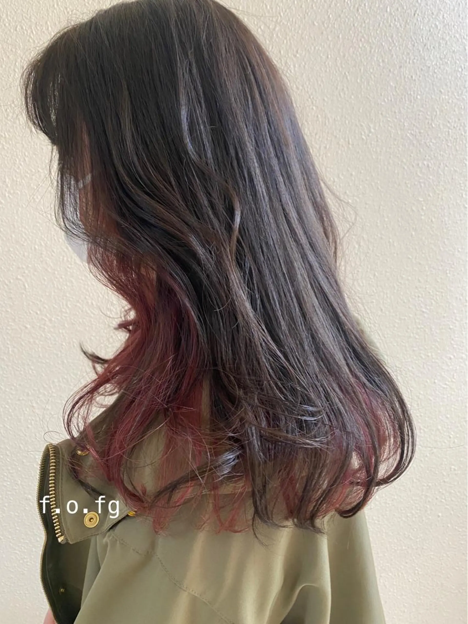 セミロング カラー ラベンダーカラー ピンクカラー ピンクラベンダー カット ヘアカラー トリートメント ツキノキ ミナのヘアスタイル