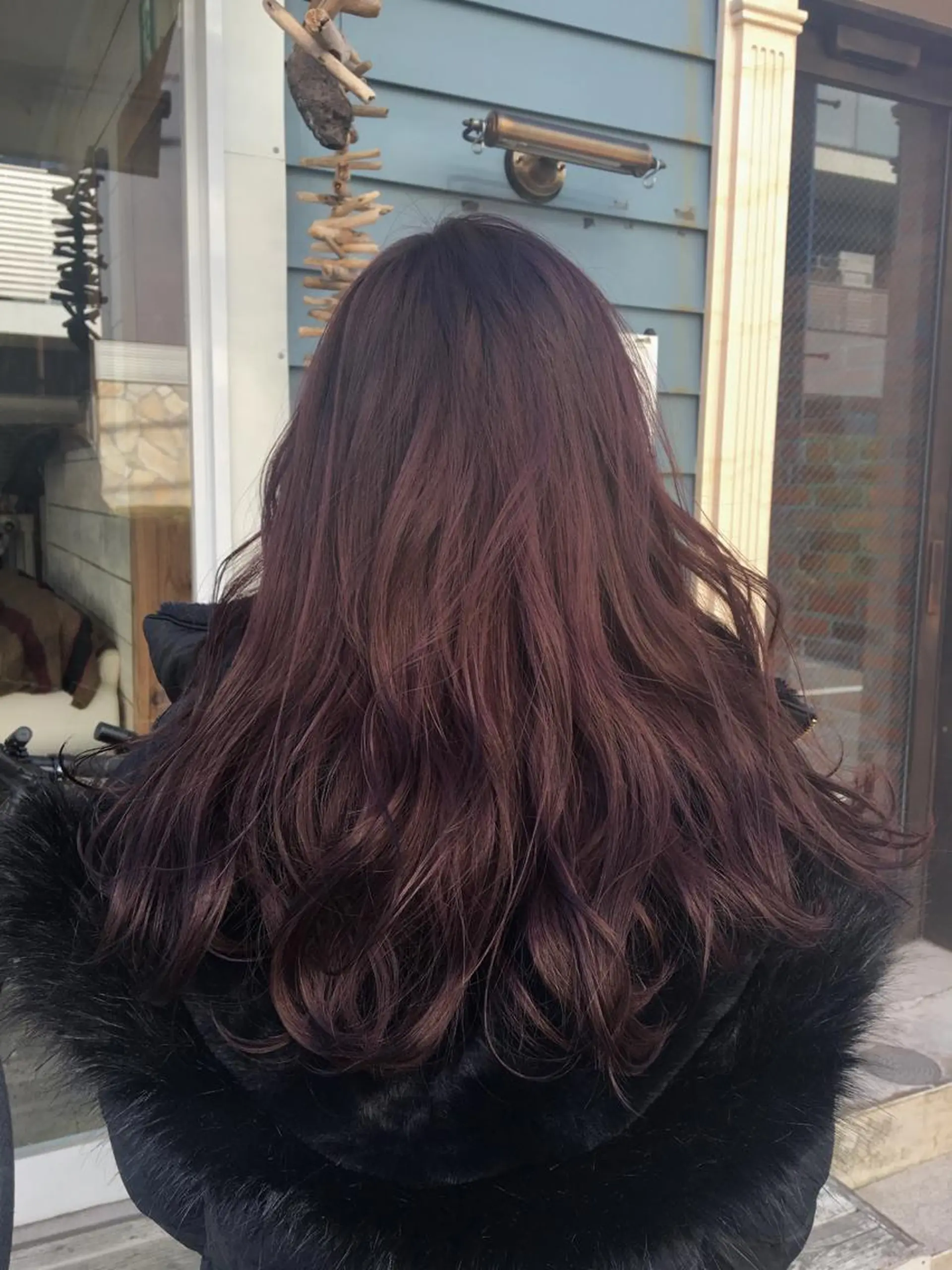 ロング カラー 鷺谷 玲奈のヘアスタイル