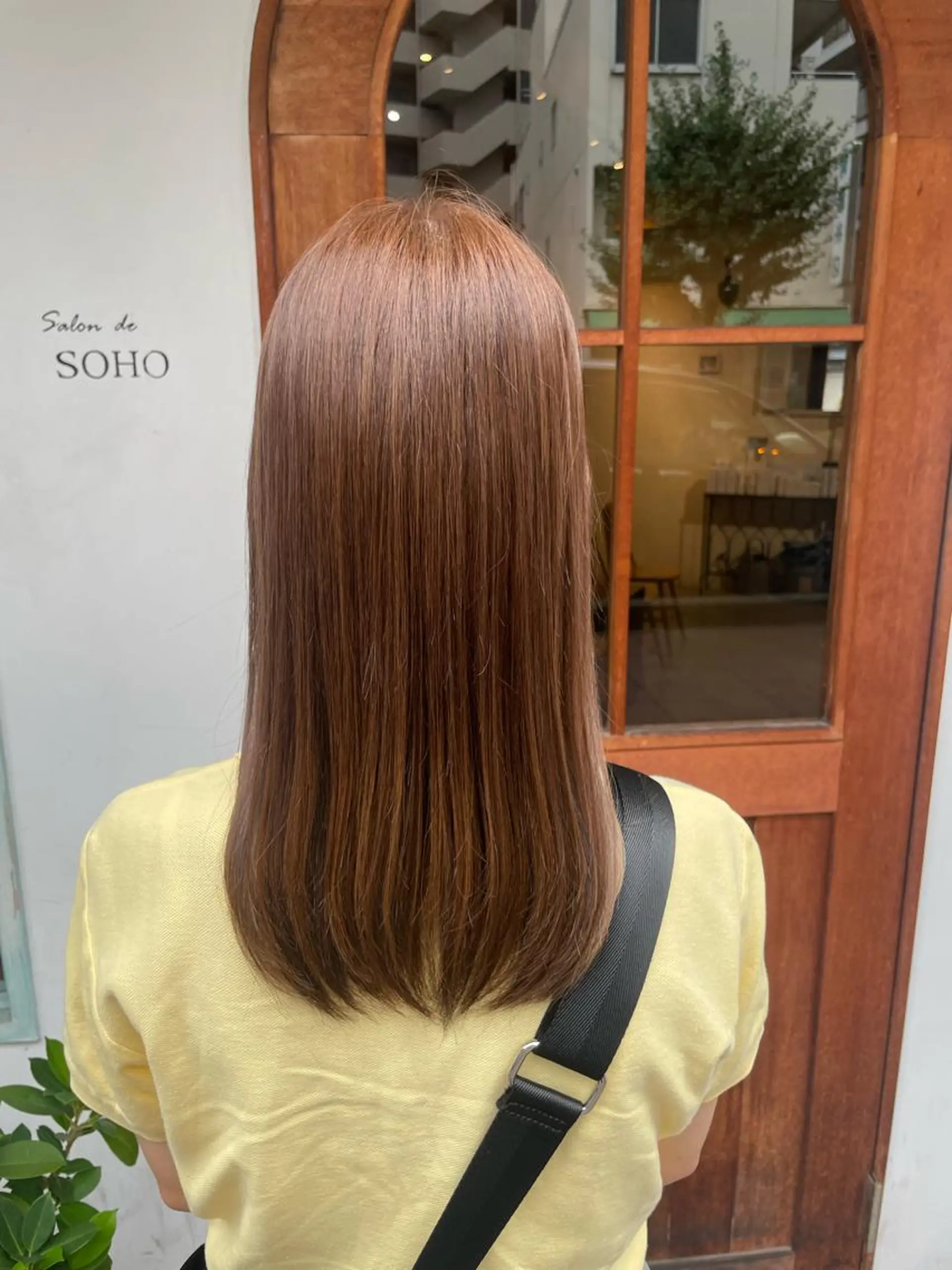 セミロング カラー いまじゅく あおいのヘアスタイル