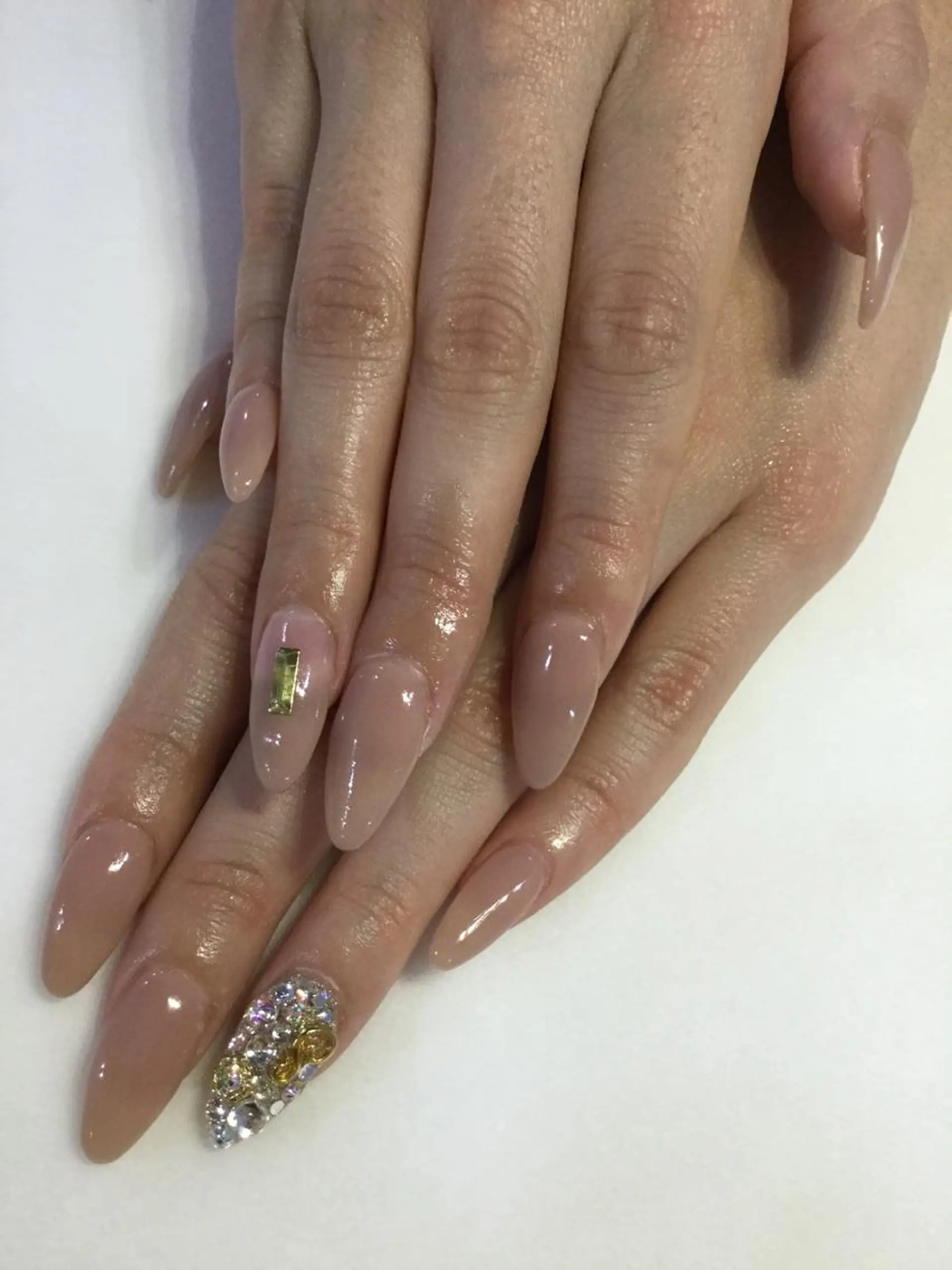 ネイル 💎🐰 saki. m 🐰💎のネイルデザイン