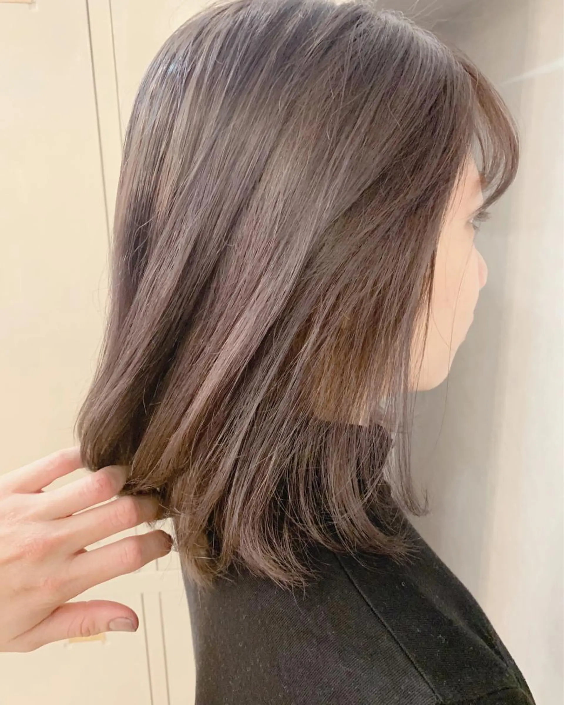 ミディアム パープルカラー カット ヘアカラー トリートメント 淡色ふんわりhair 新宿satomiのヘアスタイル