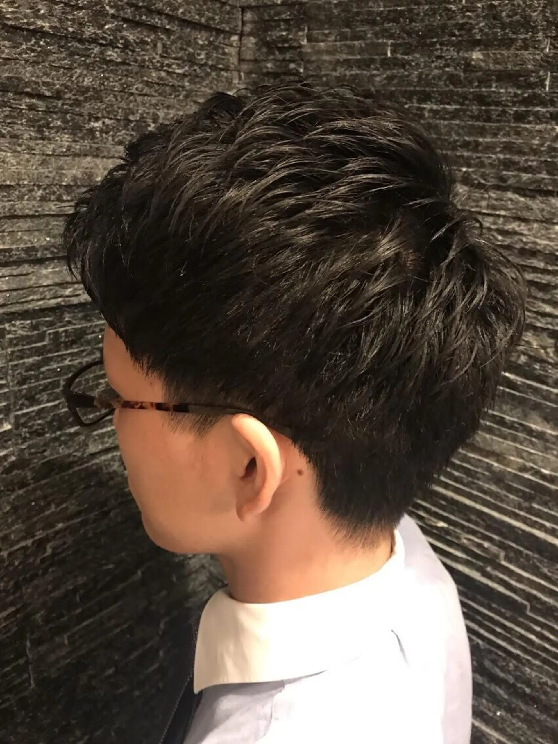 ショート 岡崎 海人のヘアスタイル