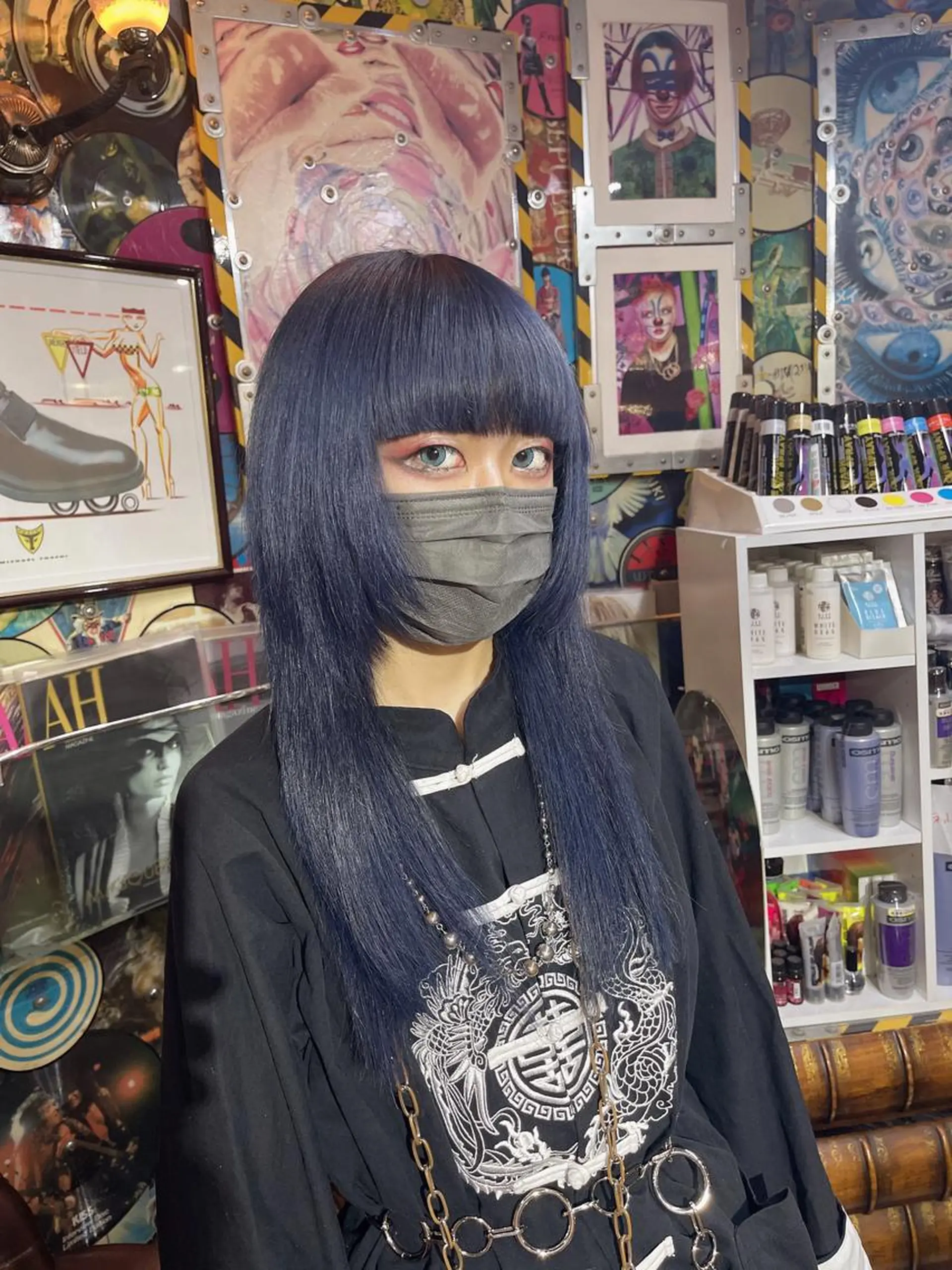 セミロング カラー ヘアアレンジ 黒髪 ブリーチ ブルーカラー ブルーブラック ケアブリーチ 🌈派手髪エクステ ブレイズ🌈ひろとのヘアスタイル