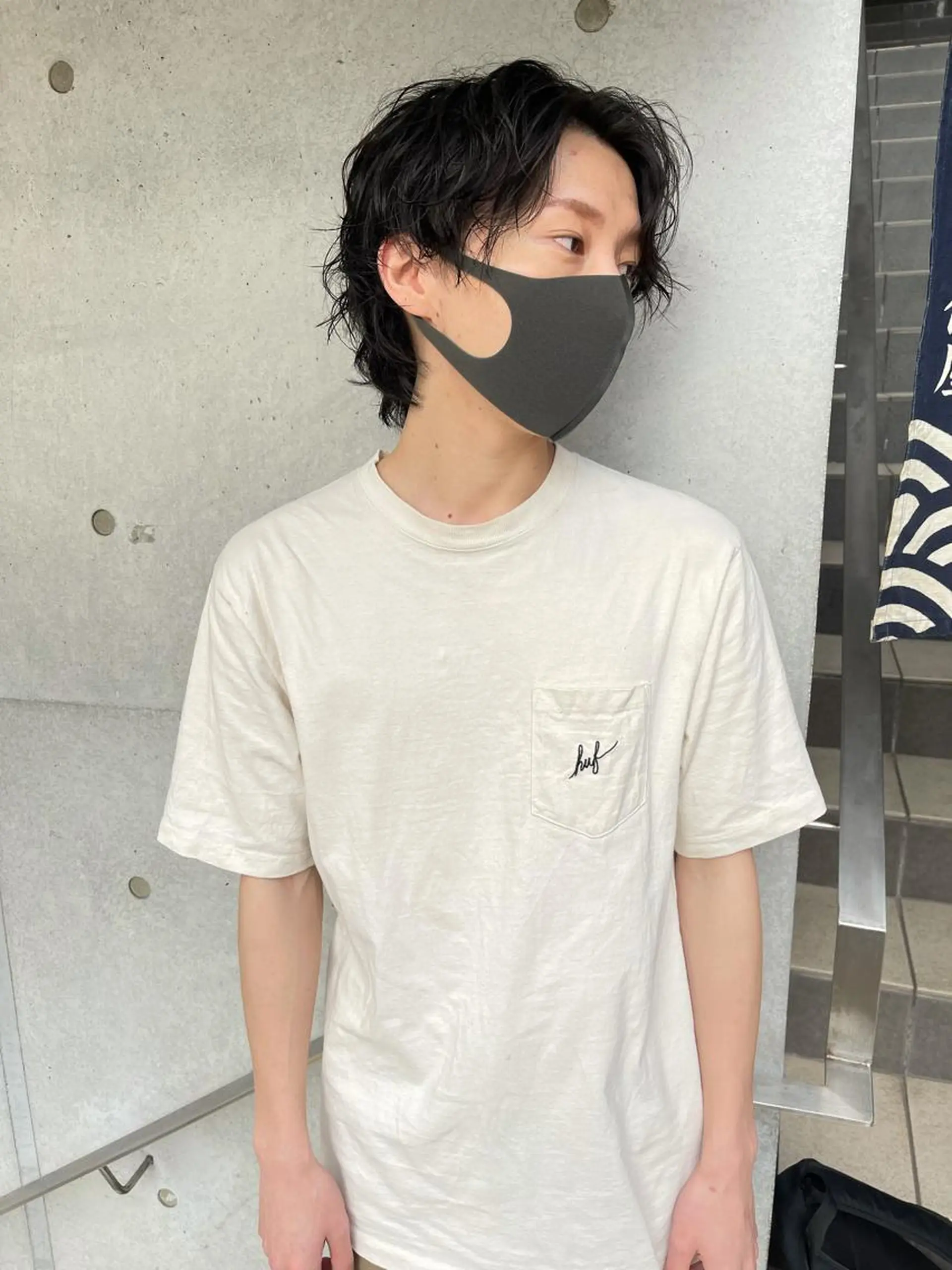 パーマ メンズ 顔まわりレイヤー デザインカットのヘアスタイル