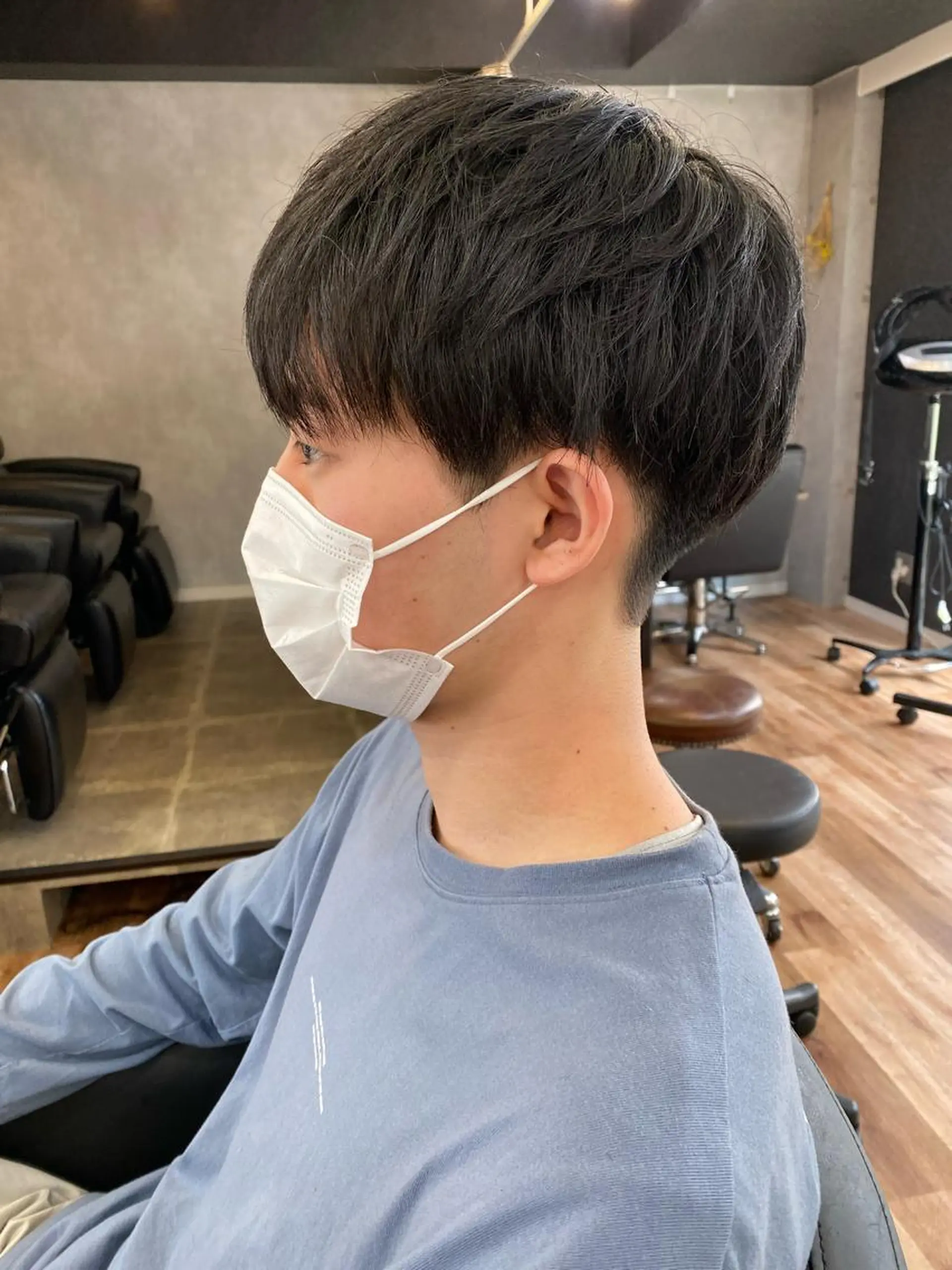 ショート メンズ アップバング センターパート メンズ韓国風 マッシュ メンズショート カット 大人可愛いレイヤー 大田のヘアスタイル