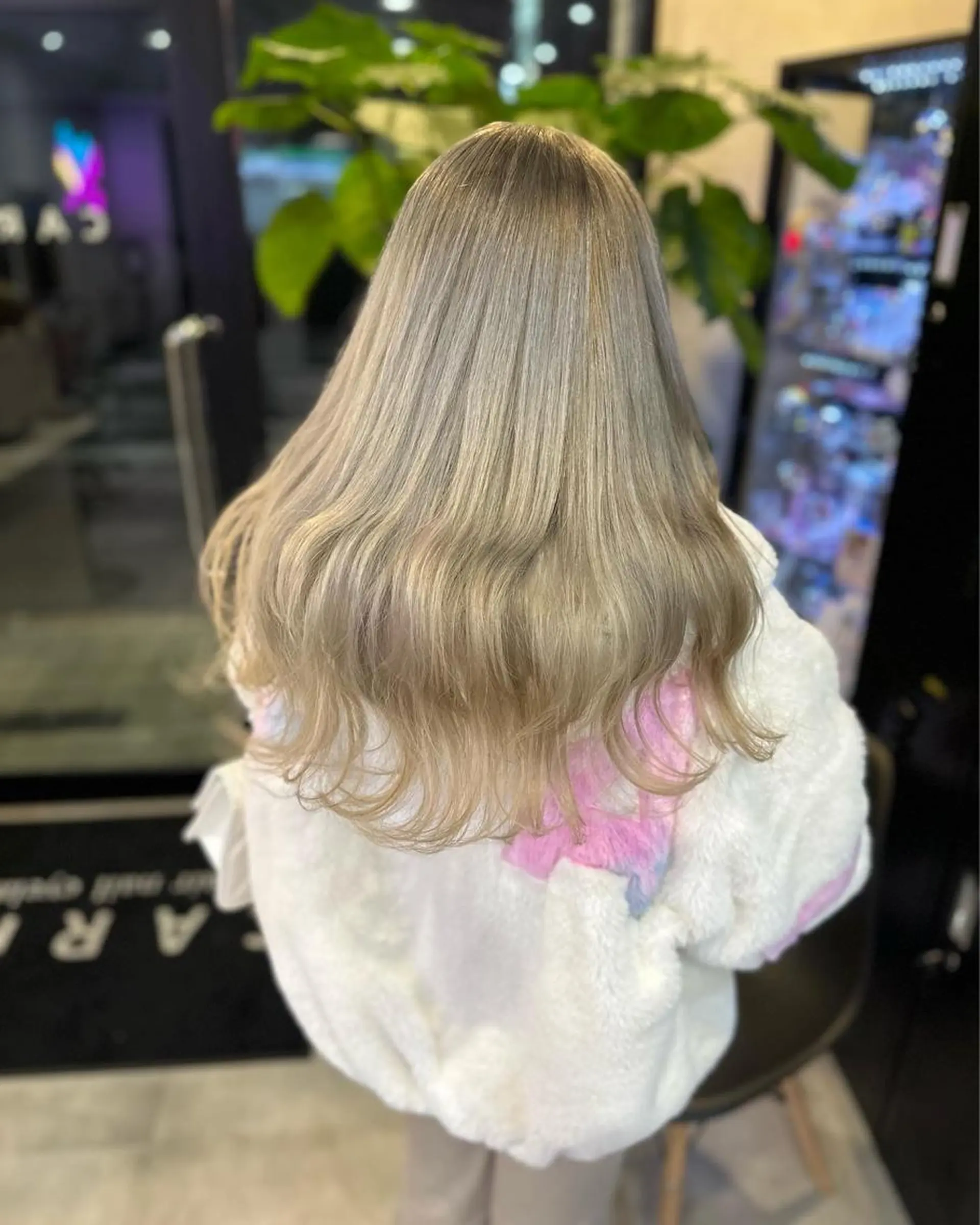 ロング ヘアカラー トリートメント 韓国カラー/エクステ carryのヘアスタイル