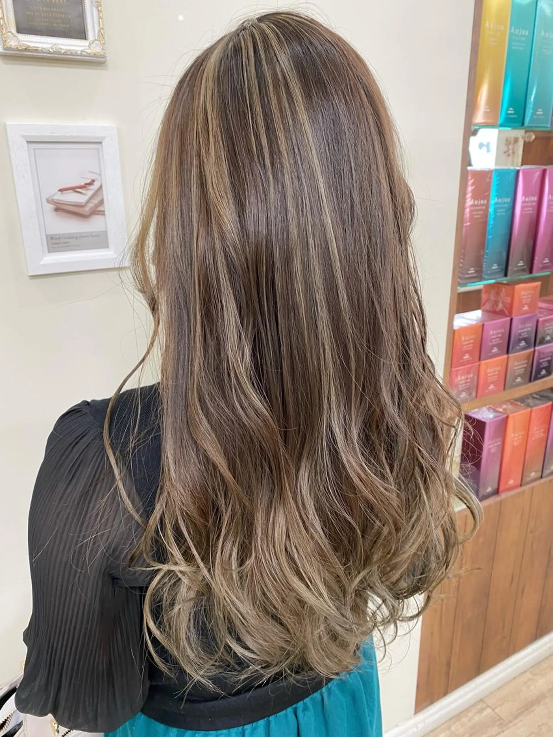 カラー SALOWIN栄 高須大貴のヘアスタイル