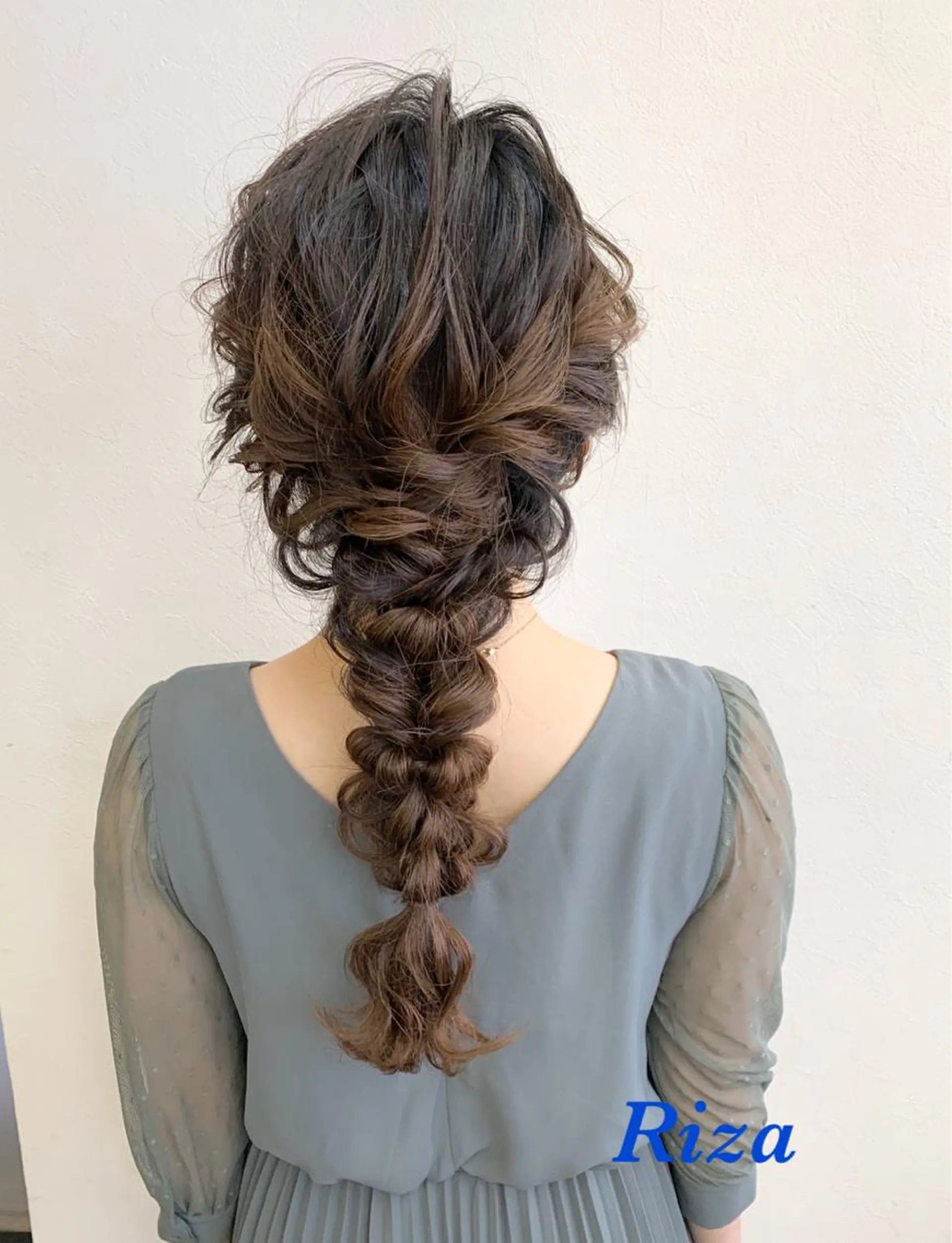 ヘアアレンジ HAIR MAKE Riza所属・谷口 弥生のヘアスタイル