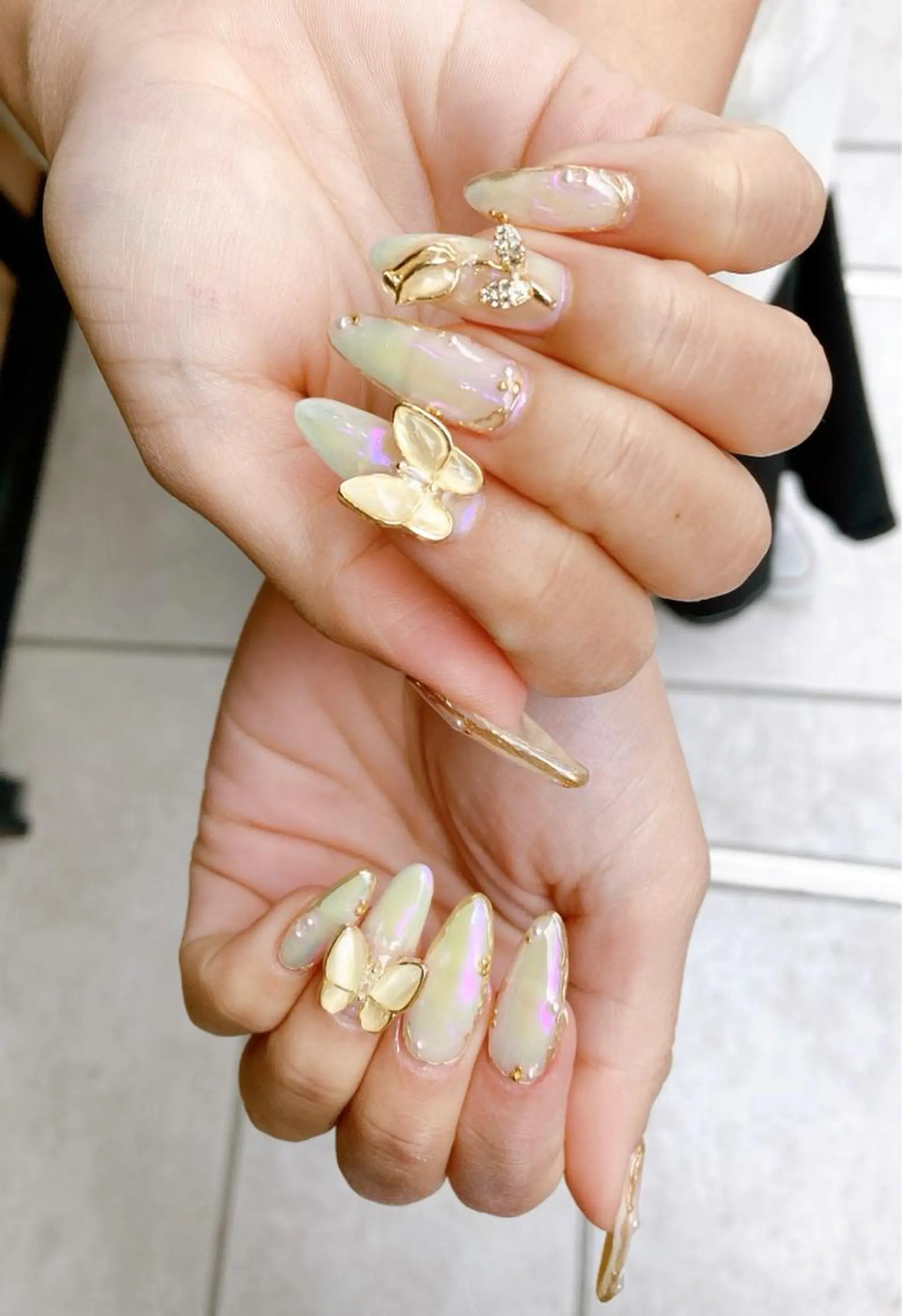 ネイル 持ち込み ハンドネイル Nest 平出のネイルデザイン