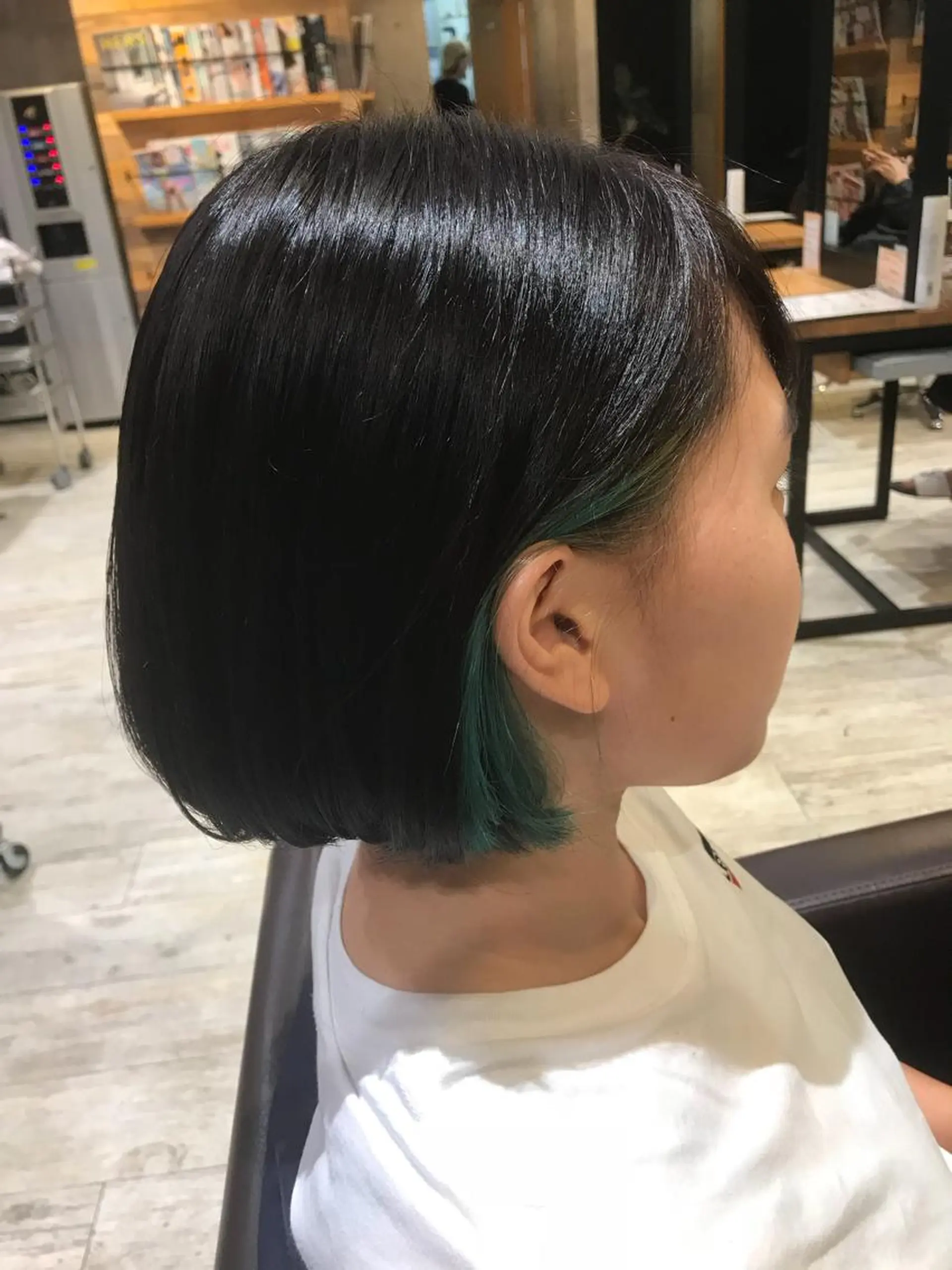 ミディアム カラー パーマ ヘアアレンジ メンズ キッズ ネイル マツエク・マツパ カット ヘアカラー トリートメント EnBlesS西宮 マンツーマン神道有基のヘアスタイル