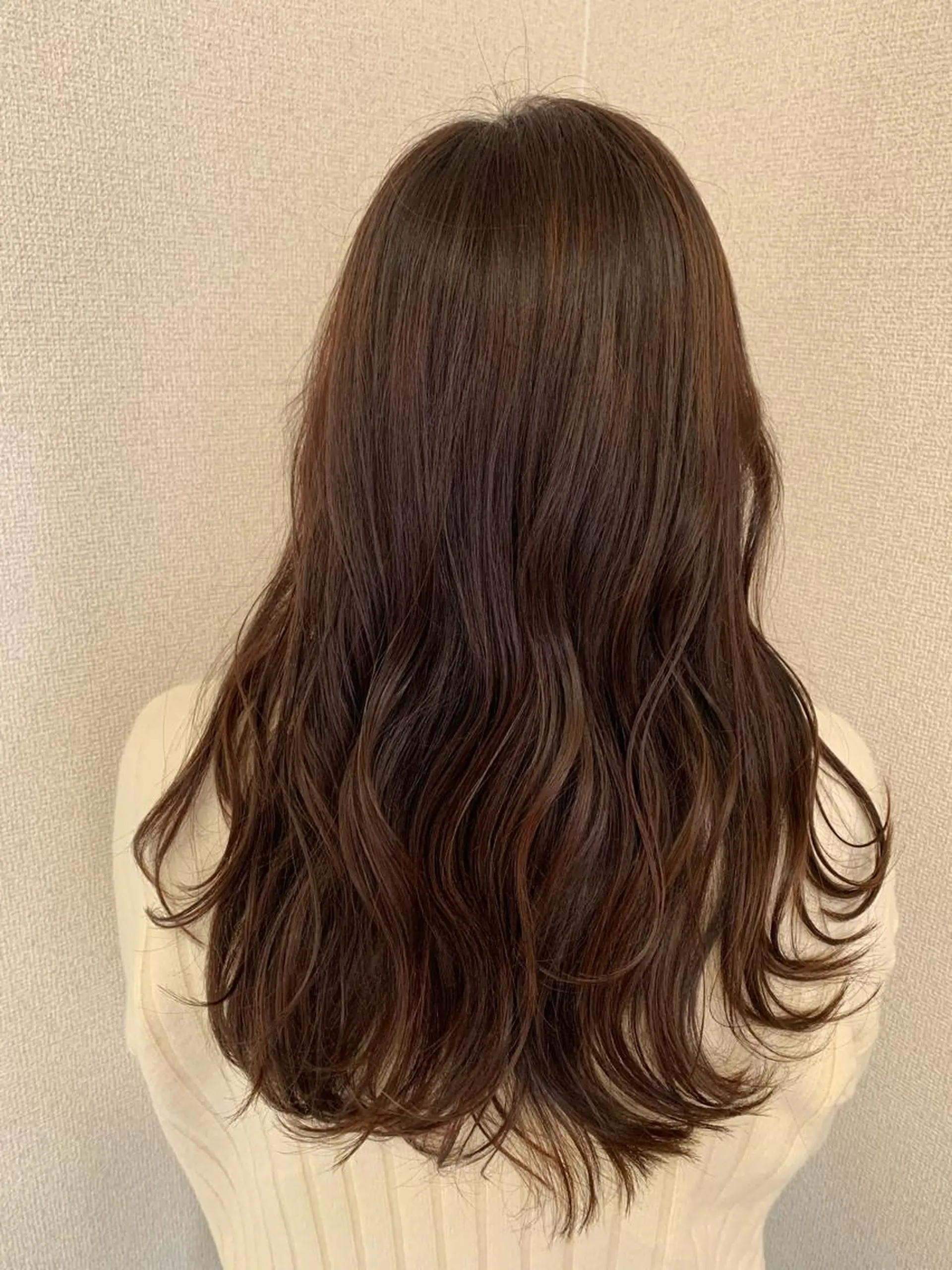 セミロング オレンジブラウン 髪質改善お任せ ください♪ひとみのヘアスタイル