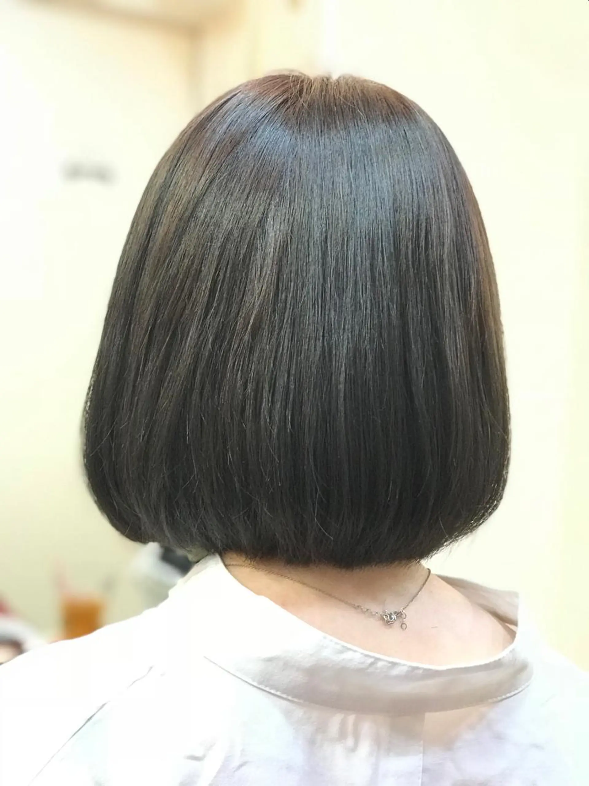 ショート カラー 渋谷宮益坂 omoのヘアスタイル