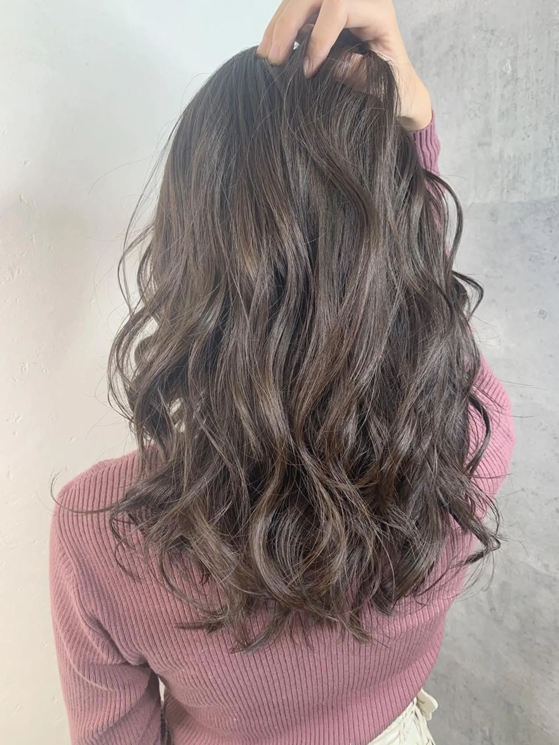 セミロング アンダーバーホワイト 堺東店のヘアスタイル