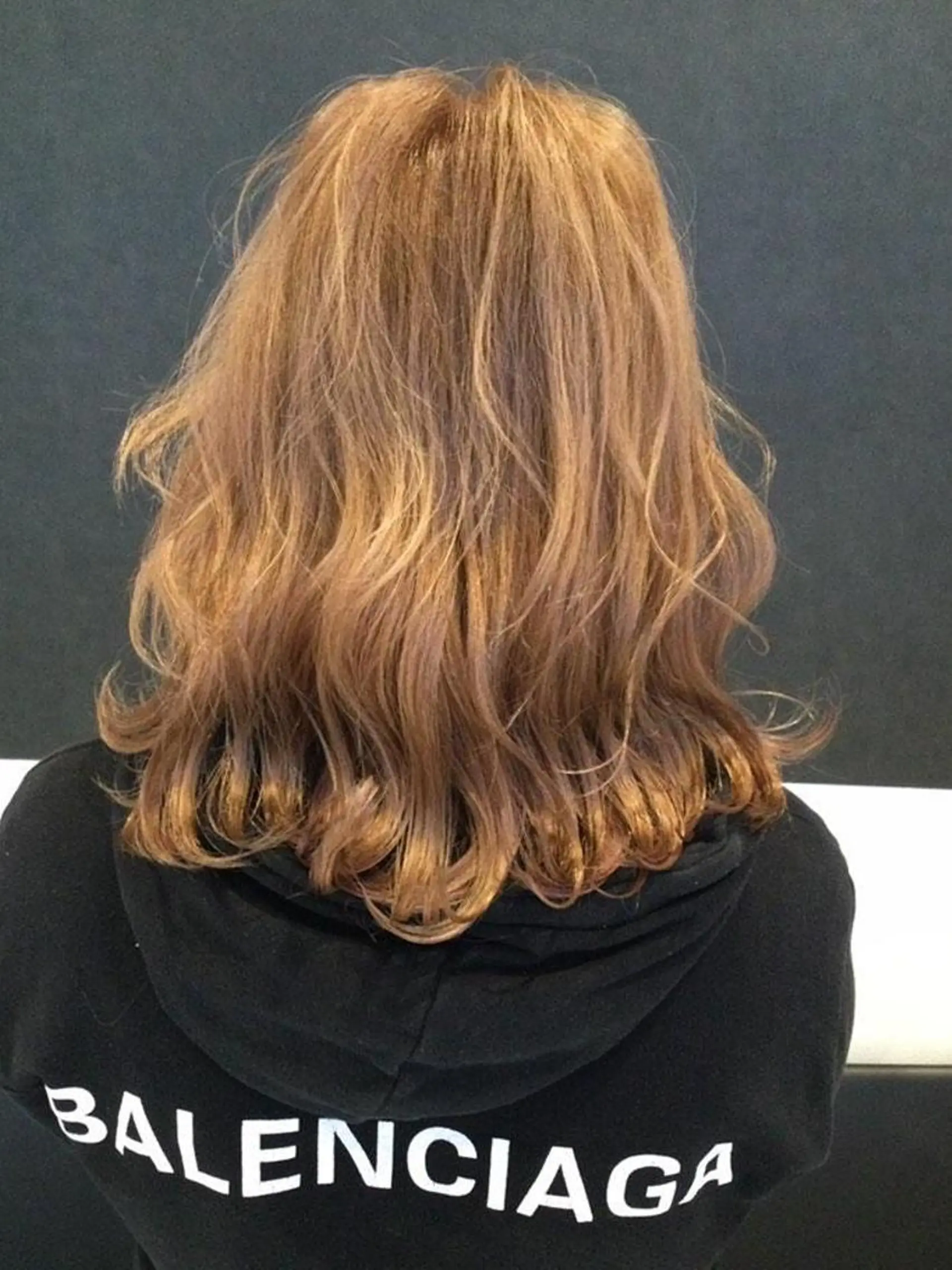 カラー ヘアカラー トリートメント ブリーチ/ヘアケア/ 艶髪/イギチハルのヘアスタイル