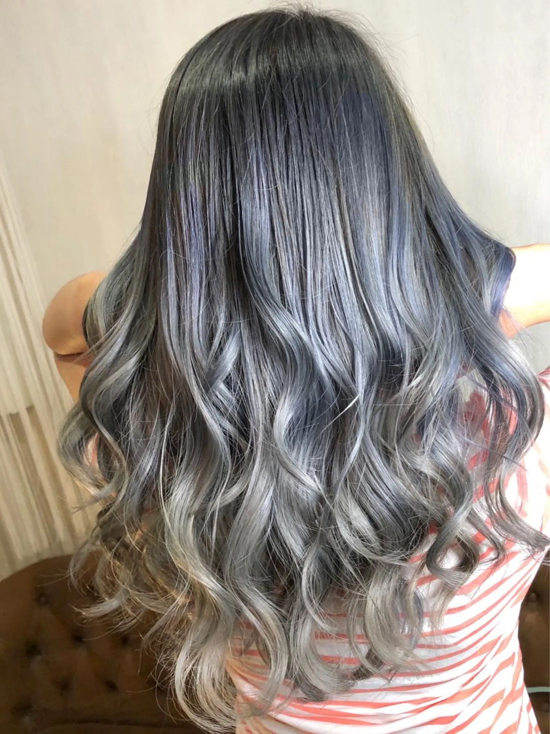 セミロング ヘアカラー ハイトーン/韓国風 🤍Nacchi🐈のマツエク・マツパデザイン