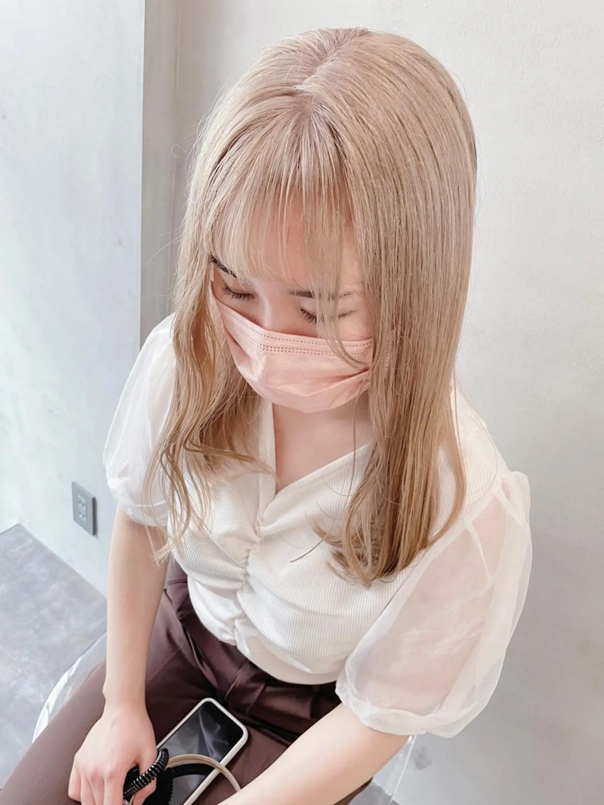 セミロング カラー ベージュカラー ミルクティーベージュ ヘアカラー トリートメント MiL所属・✨ハイトーン✨ 濱田知孝のヘアスタイル