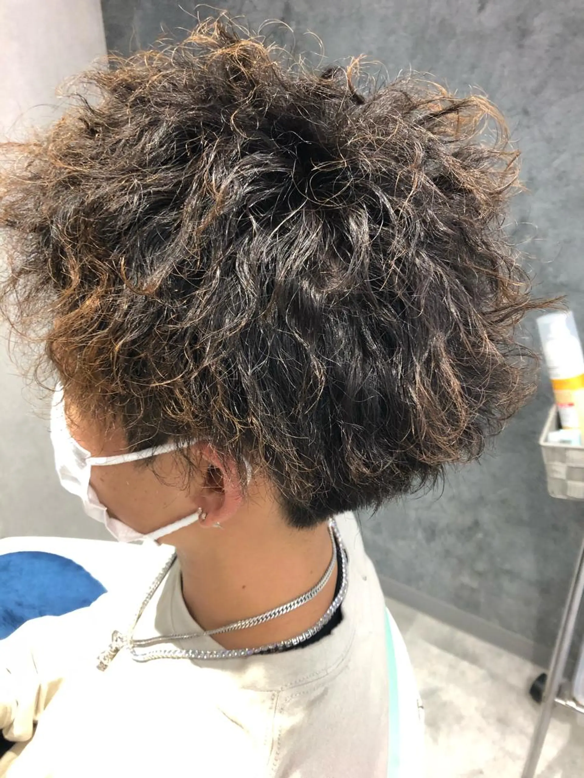 メンズ メンズパーマ メンズツイストパーマ ツイストパーマ カット ヘッドスパ Noyヨシモト ヒロトのヘアスタイル
