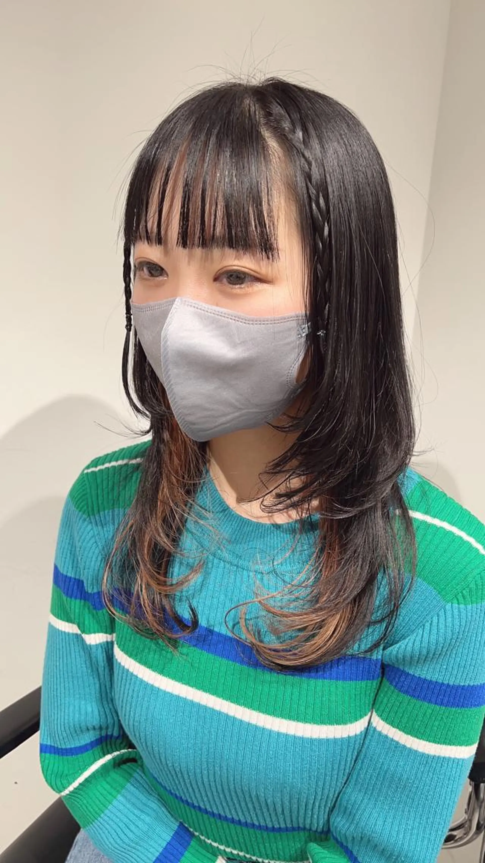 セミロング カラー オレンジ レイヤーカット カット ヘアカラー スキバサミを使わない カット🌼唯🌼のヘアスタイル