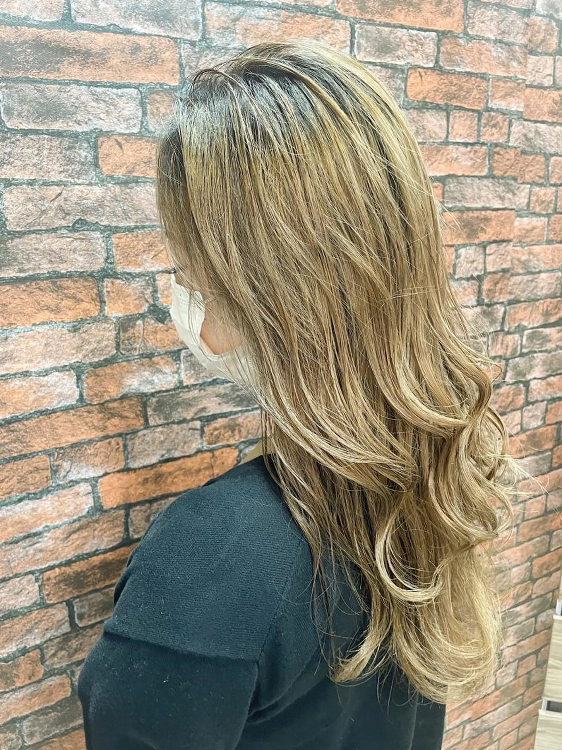 ロング カラー ケアブリーチ /髪質 改善/古橋圭史郎のヘアスタイル