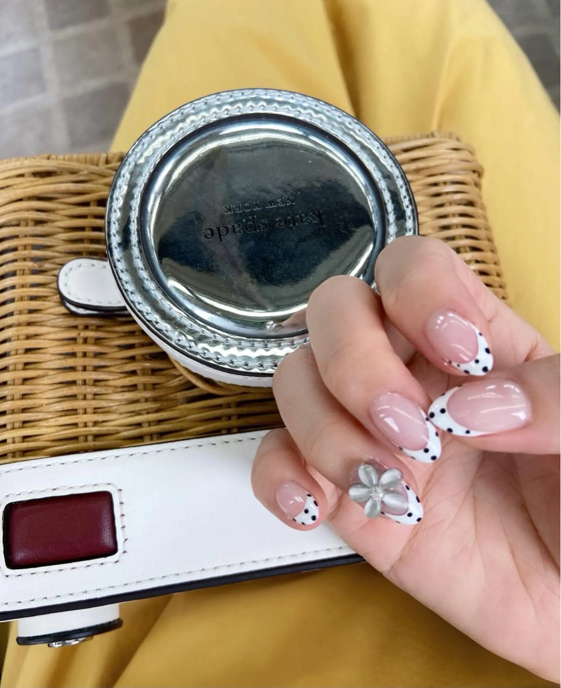 ネイル アートネイル フラッシュネイル フラワーネイル フットネイル フレンチネイル Moci Nail Salonのネイルデザイン