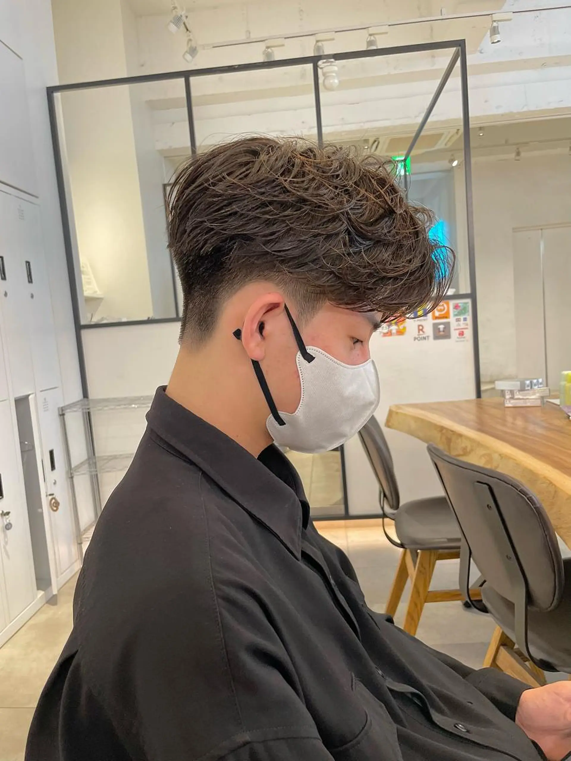 ミディアム パーマ メンズ カット パーマ 🇰🇷カルマパーマ kaito🇰🇷のヘアスタイル