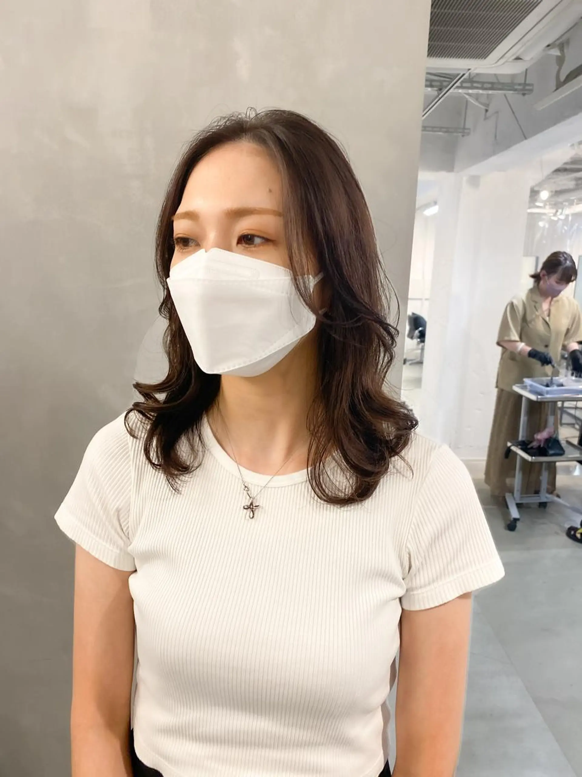 ミディアム カラー パーマ ミディアムパーマ 韓国風ヘア カット ヘアカラー パーマ トリートメント レイヤーカットのプロ 大人ヘア宮森貴志のヘアスタイル