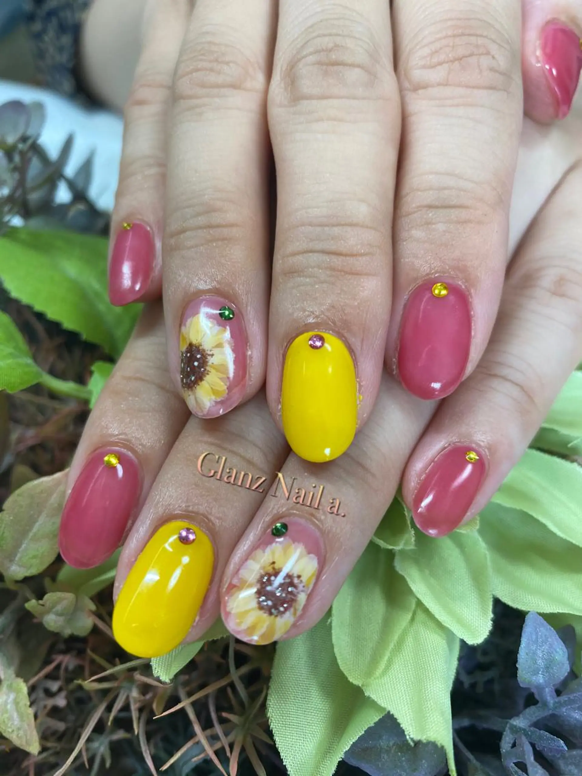 ネイル Glanz  Nail aのネイルデザイン