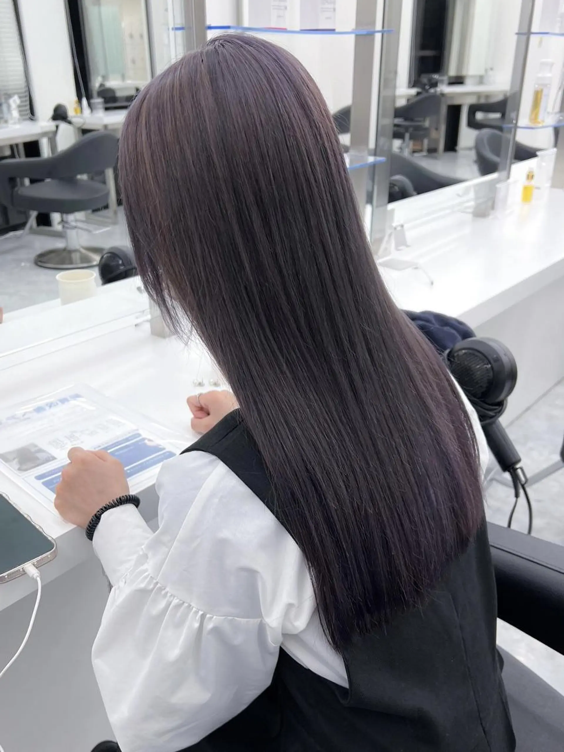 カラー 透明感ラベンダー/ レイヤー/表参道のヘアスタイル