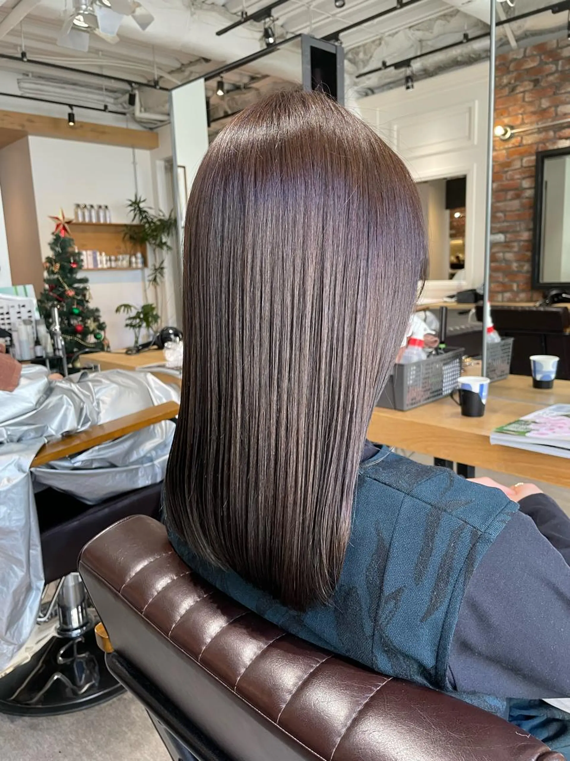 ロング カラー ブリーチ 透明感カラー ダブルカラー インナーカラー ブリーチなしカラー 川崎のカラー職人🥣 kentaのヘアスタイル