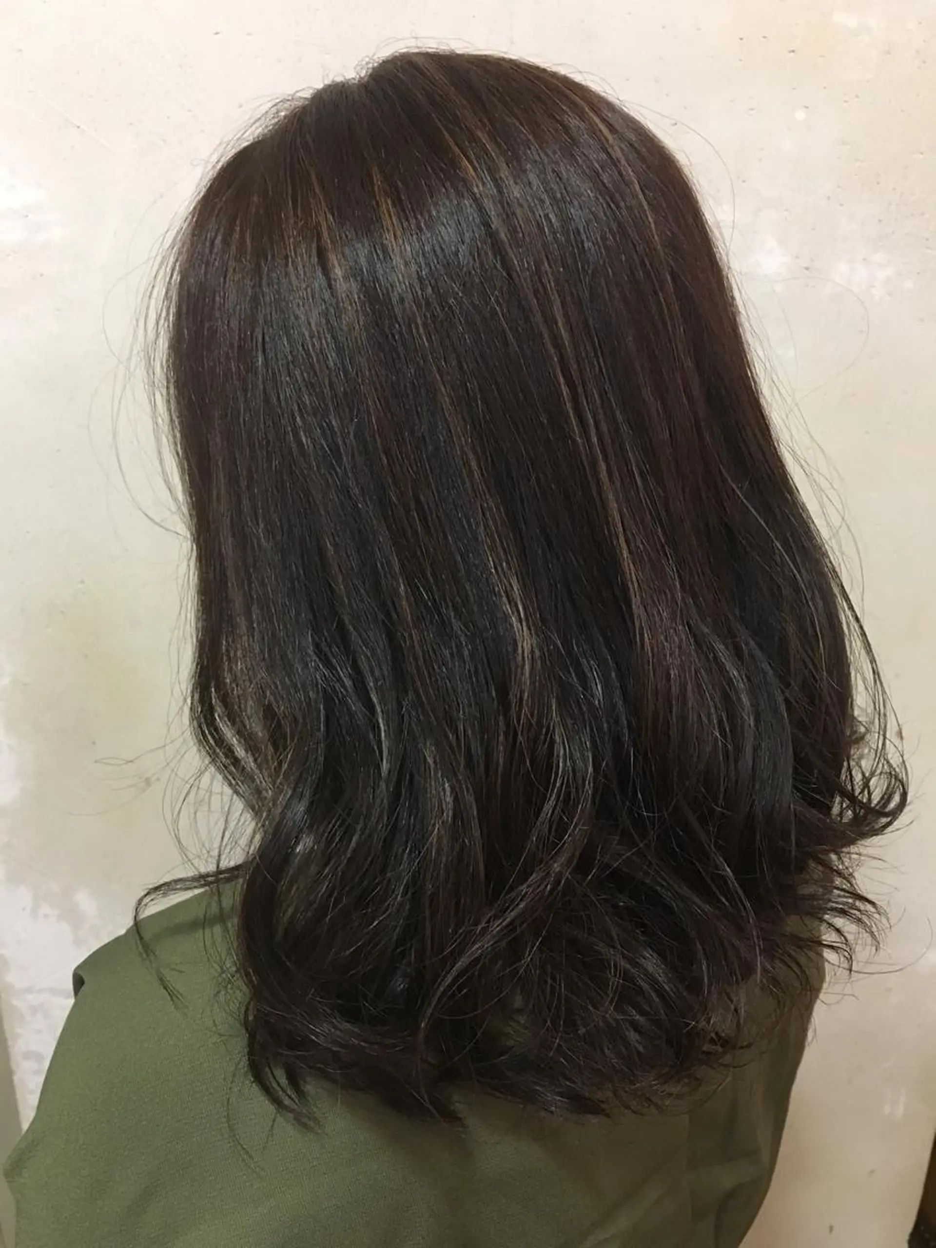 ミディアム カラー ハイライトカラー ハイライト 井上 日菜乃のヘアスタイル