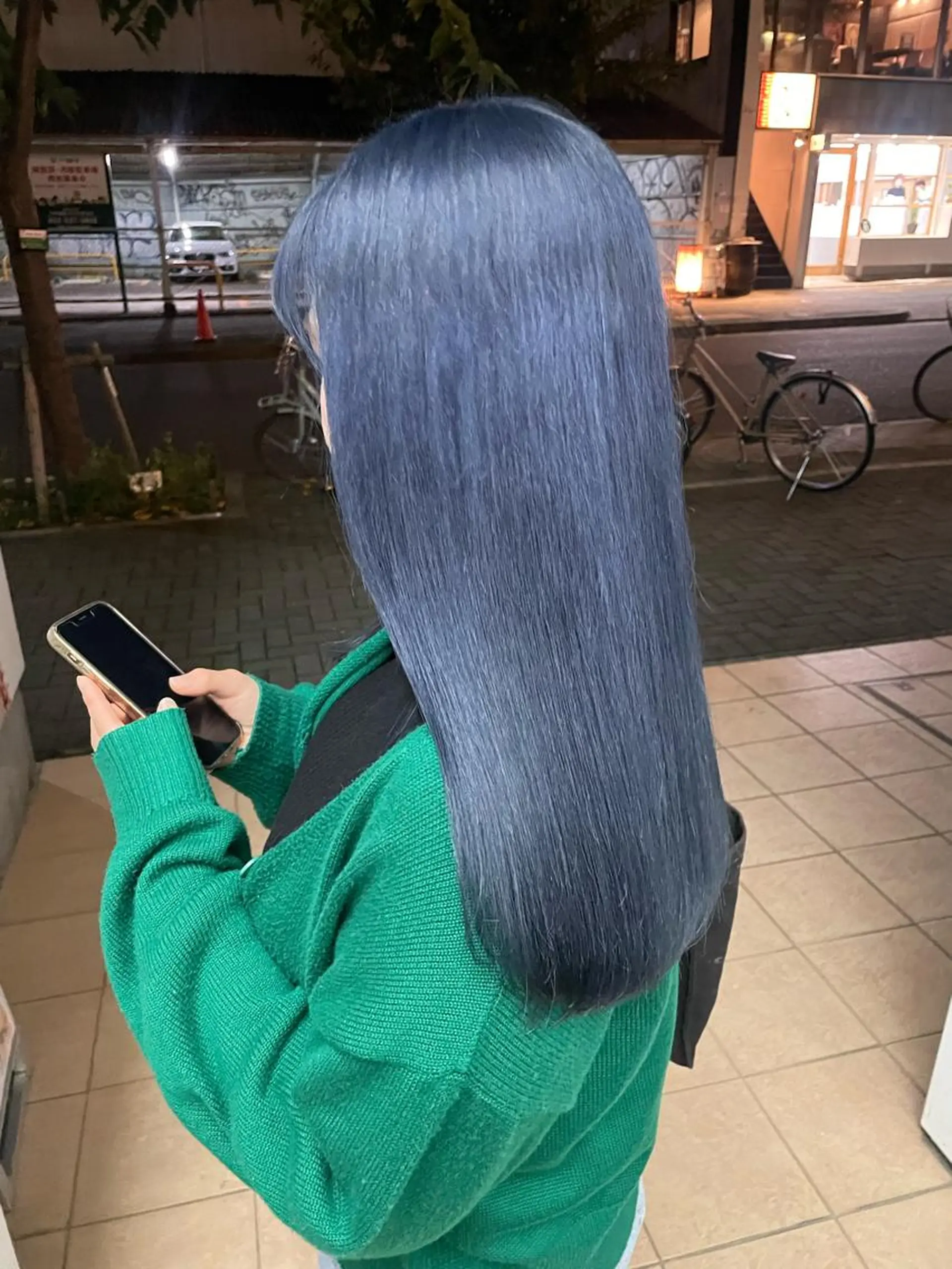 セミロング カラー 河西 彩香/ブリーチカラーのヘアスタイル