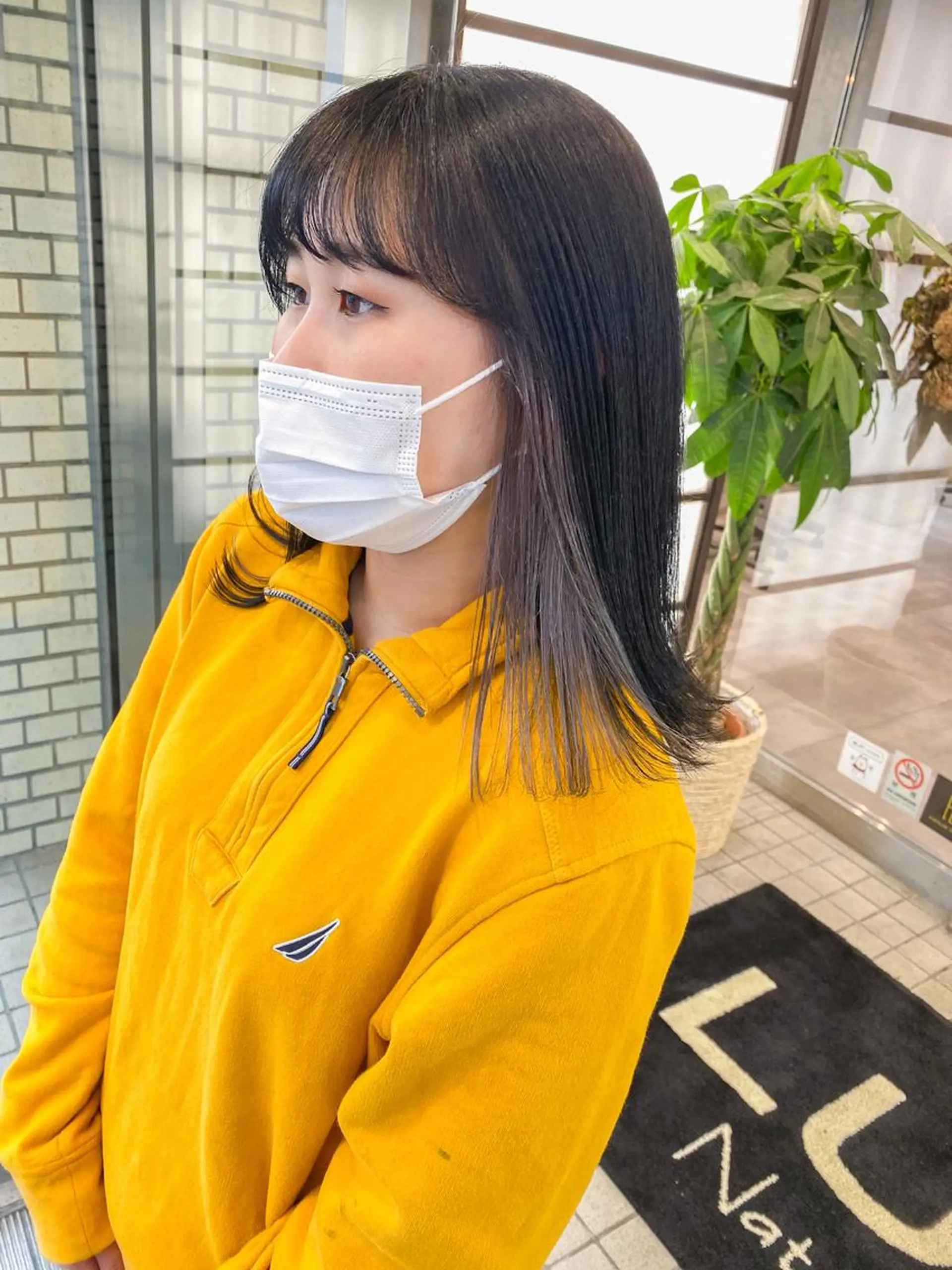ミディアム カラー ブリーチ グレージュ ラベンダーカラー ラベンダーグレージュ ラベンダーグレー marble by KENJEのヘアスタイル