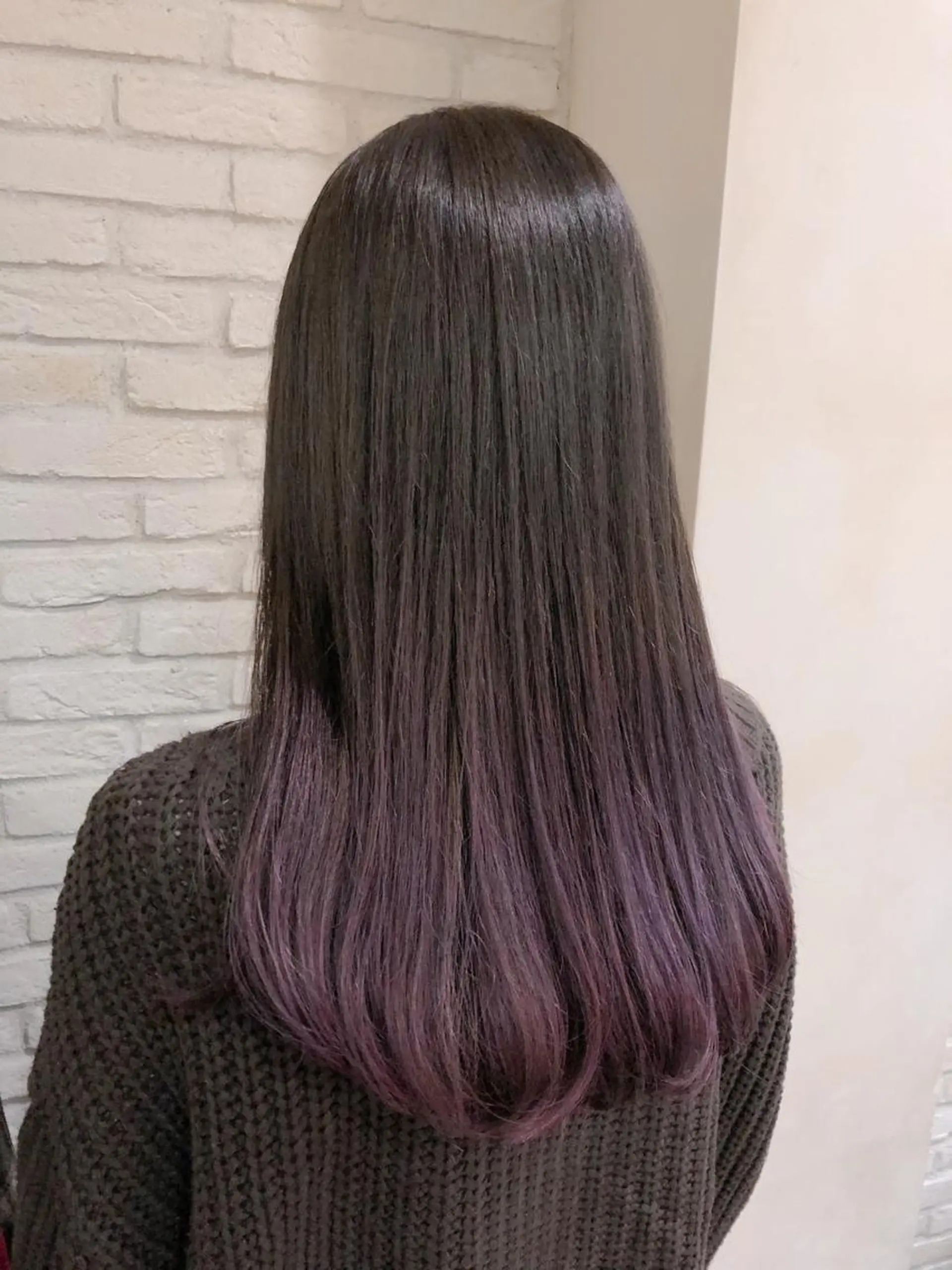 ロング カラー グラデーションカラー ラベンダーカラー HAUS 片山みほのヘアスタイル