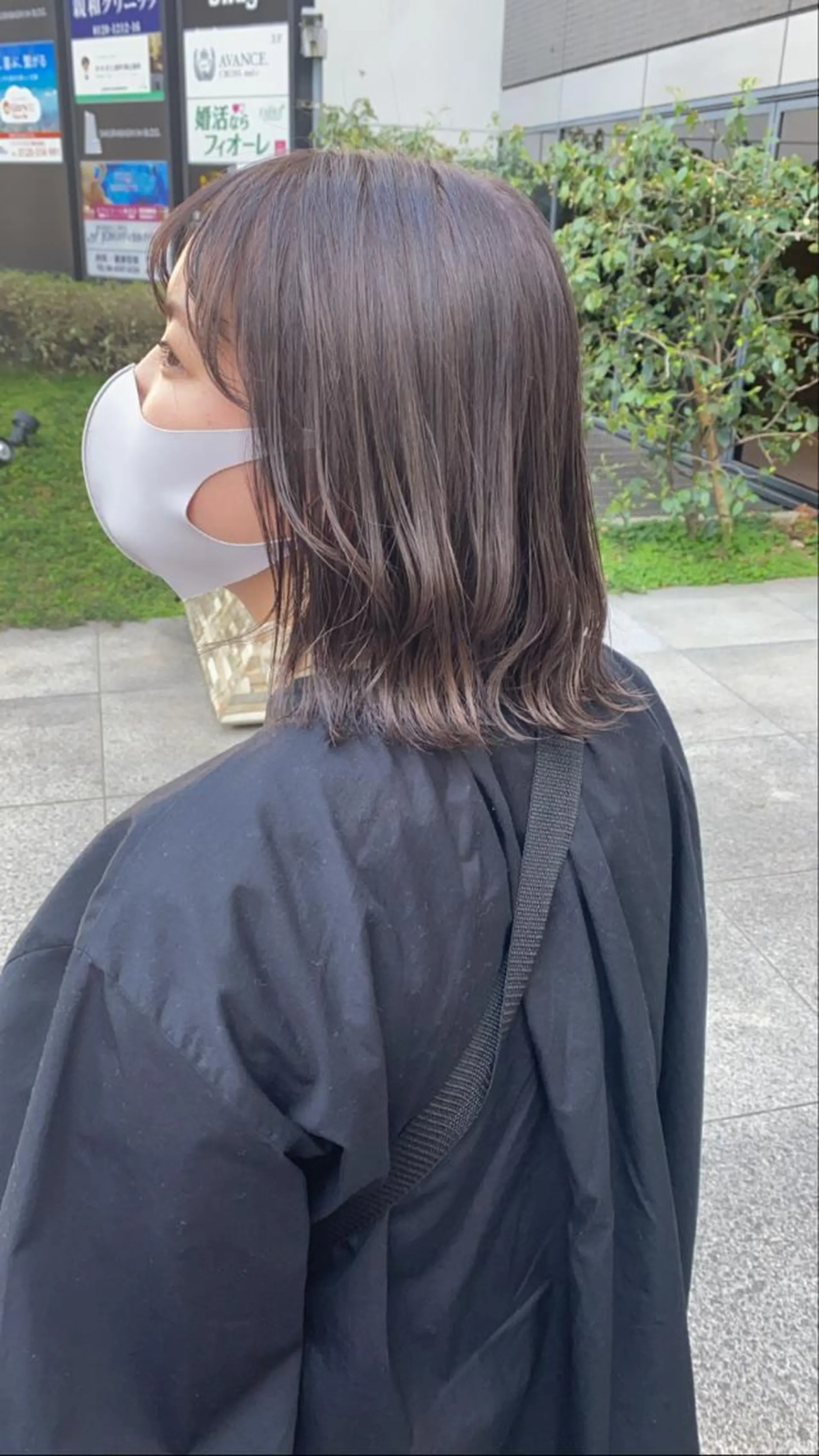 ミディアム デザインカラー/ボブ ブリーチカラー/ユリのヘアスタイル