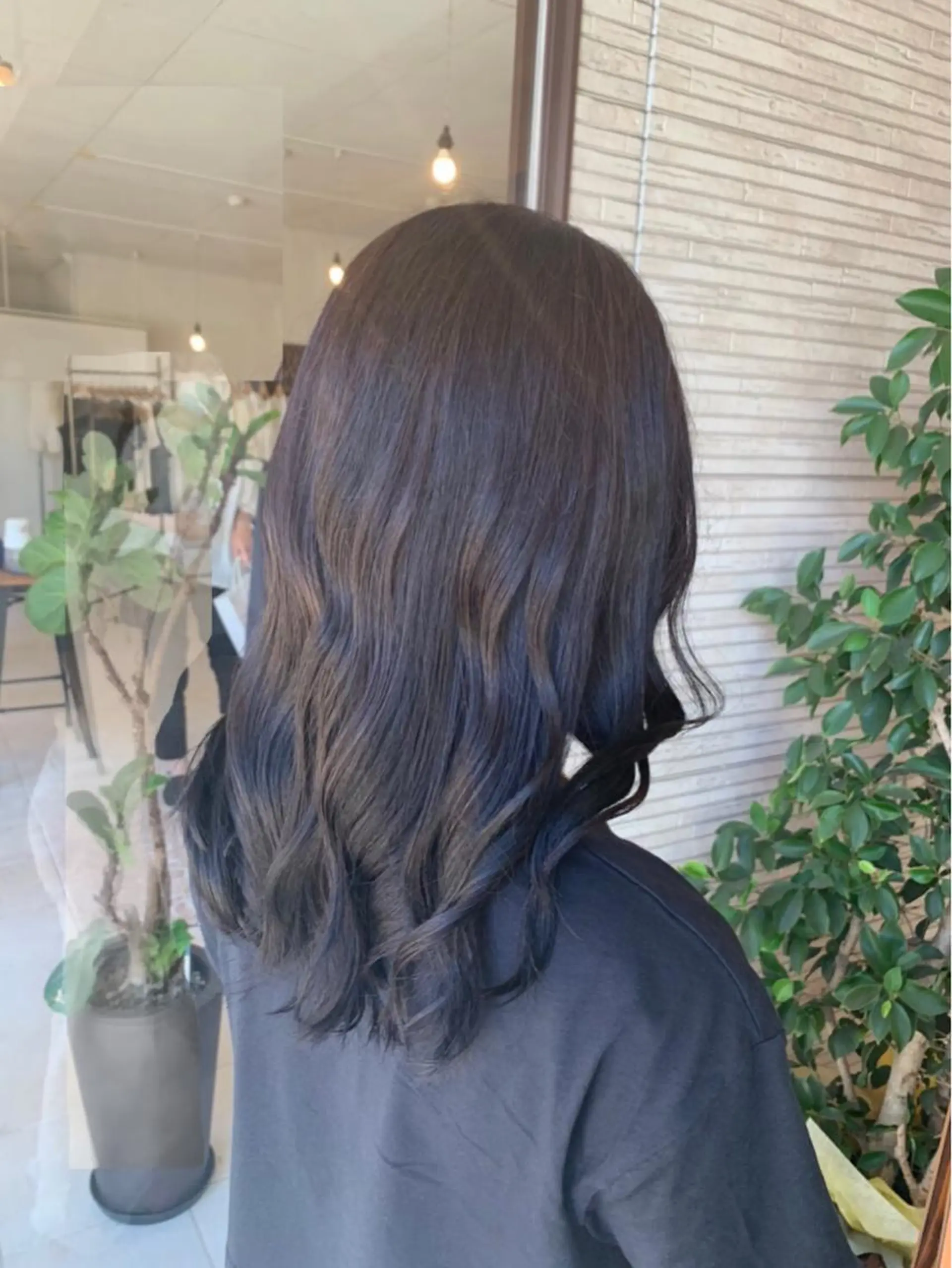 ロング 透明感カラー wacoのヘアスタイル