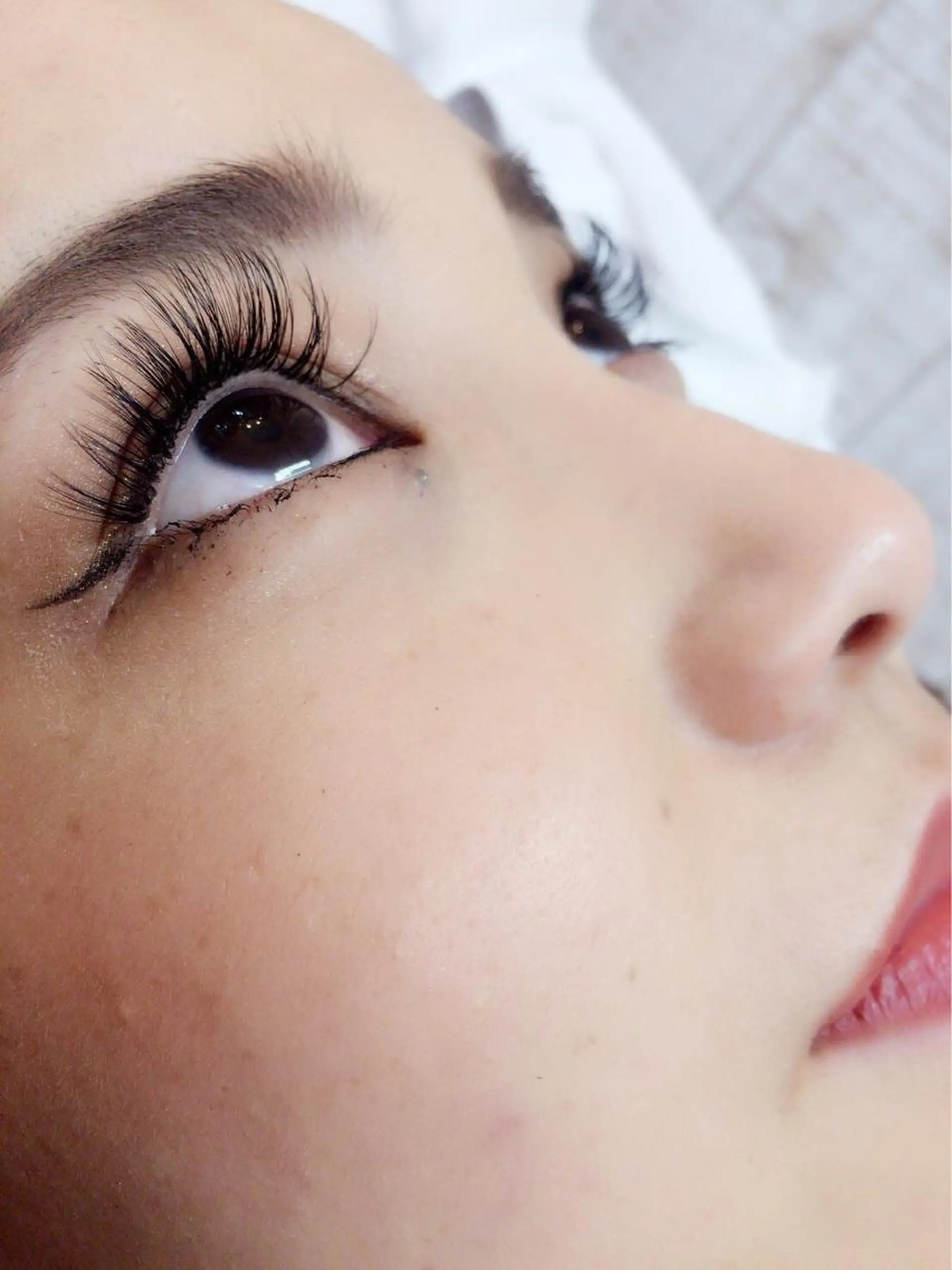 マツエク・マツパ 中村 眞歩のヘアスタイル