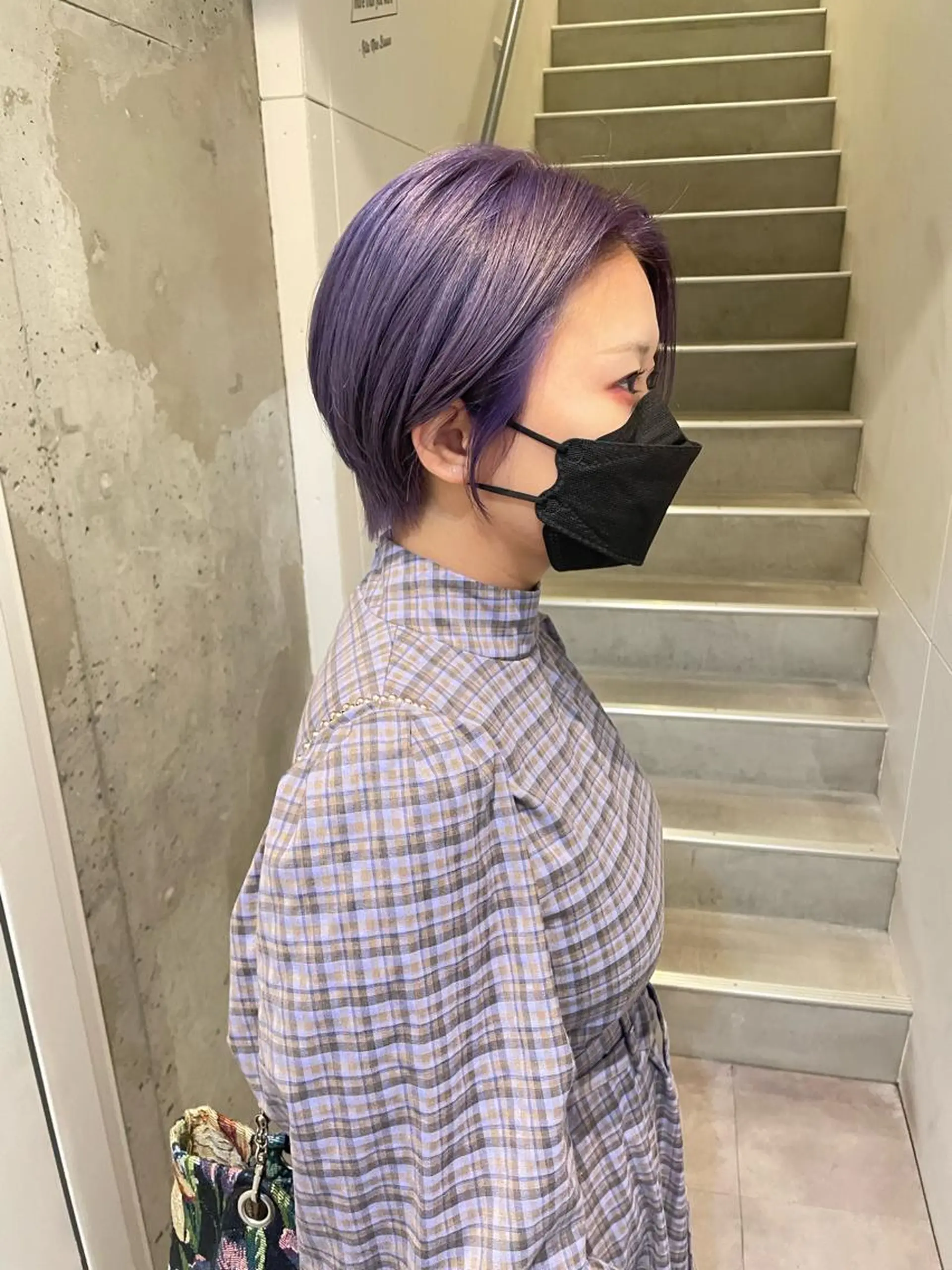 ショート カラー ブリーチ パープルカラー 似合わせカット カット ヘッドスパ 久保田 千尋のヘアスタイル