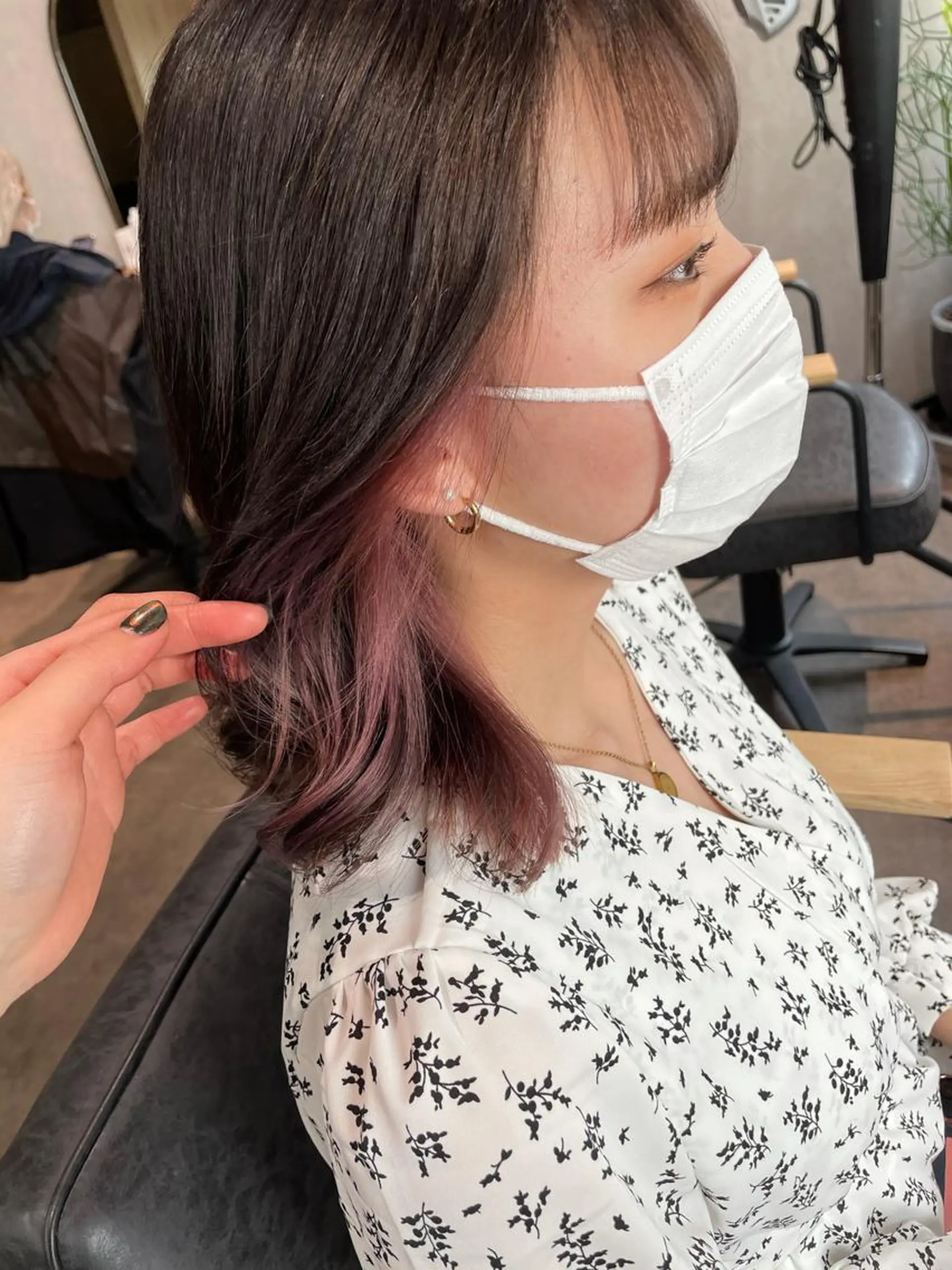 ミディアム カラー インナーカラー ピンクカラー ヘアカラー ナチュラル透明感🌱 小山美樹子のヘアスタイル