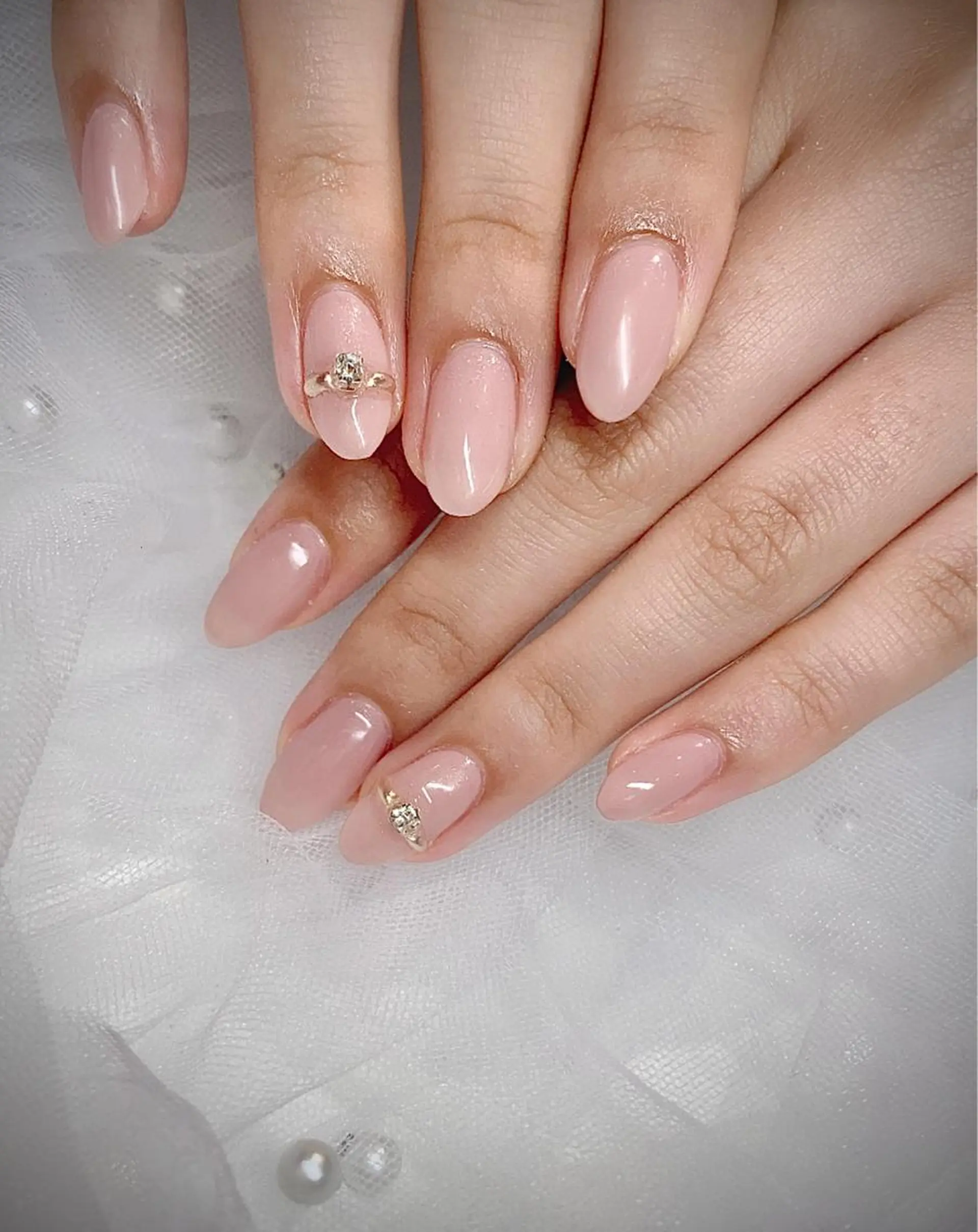 ネイル I-nailロング /ワンホン/キラキラのネイルデザイン